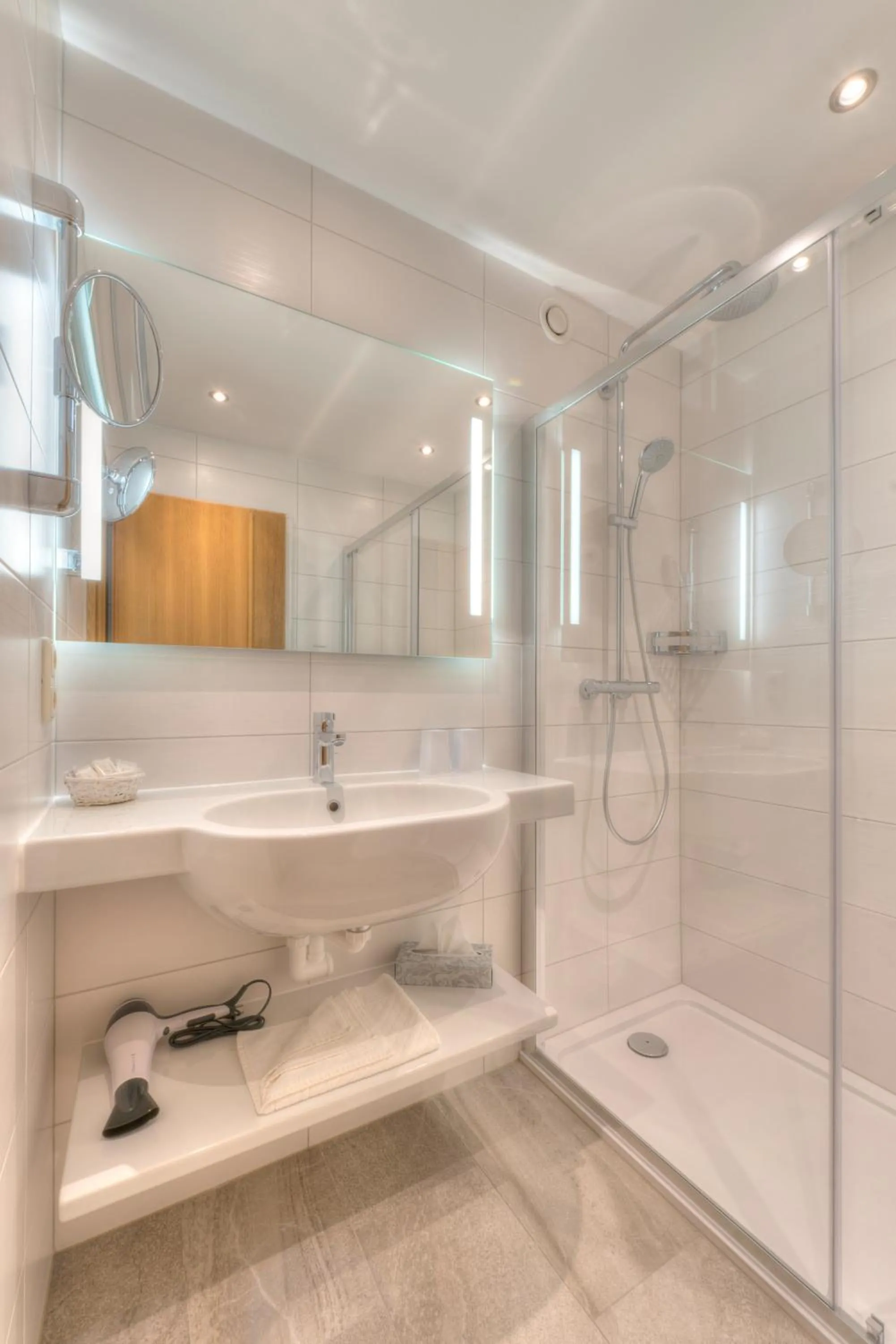Shower in Landhaus Strolz
