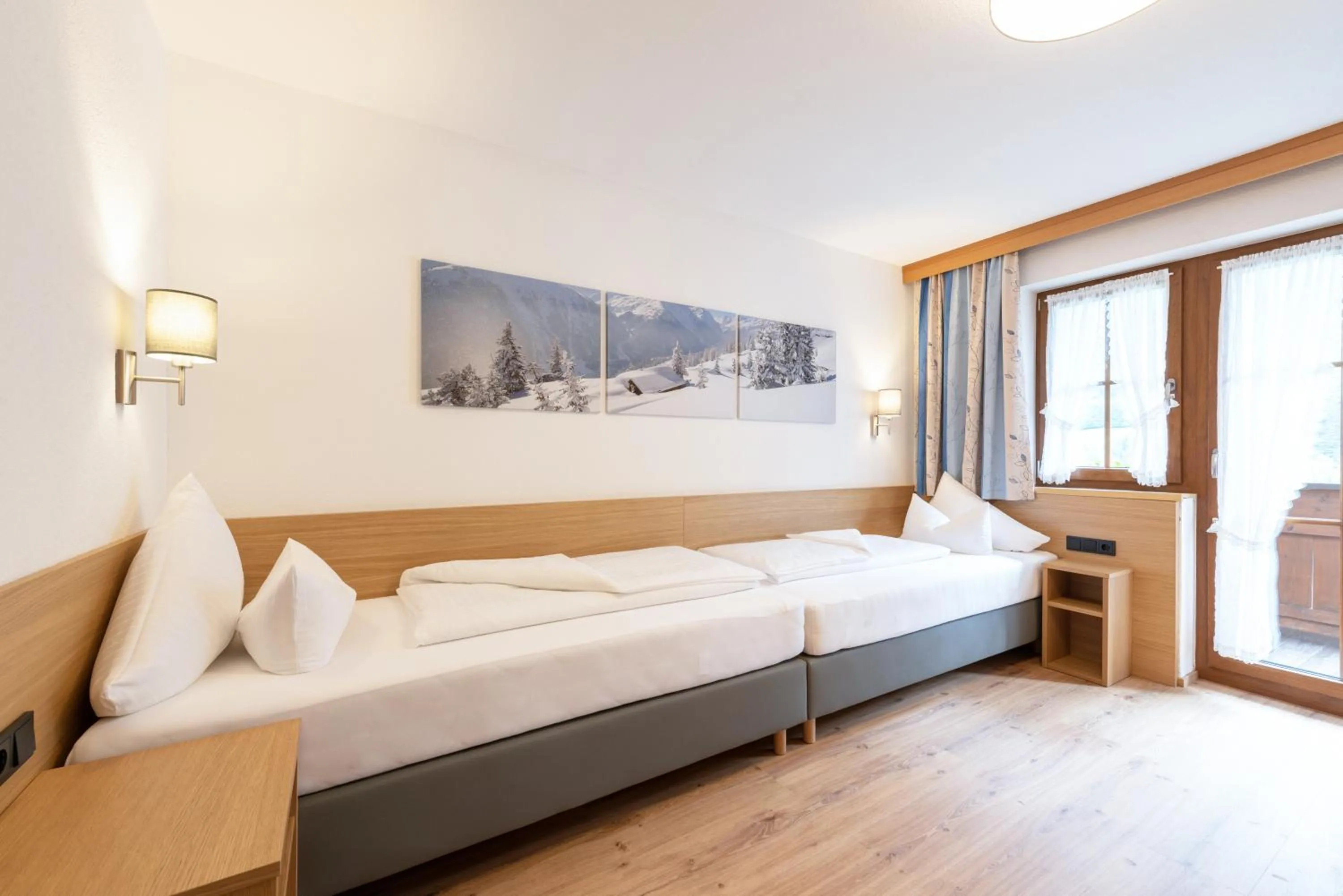 View (from property/room), Bed in Landhaus Strolz