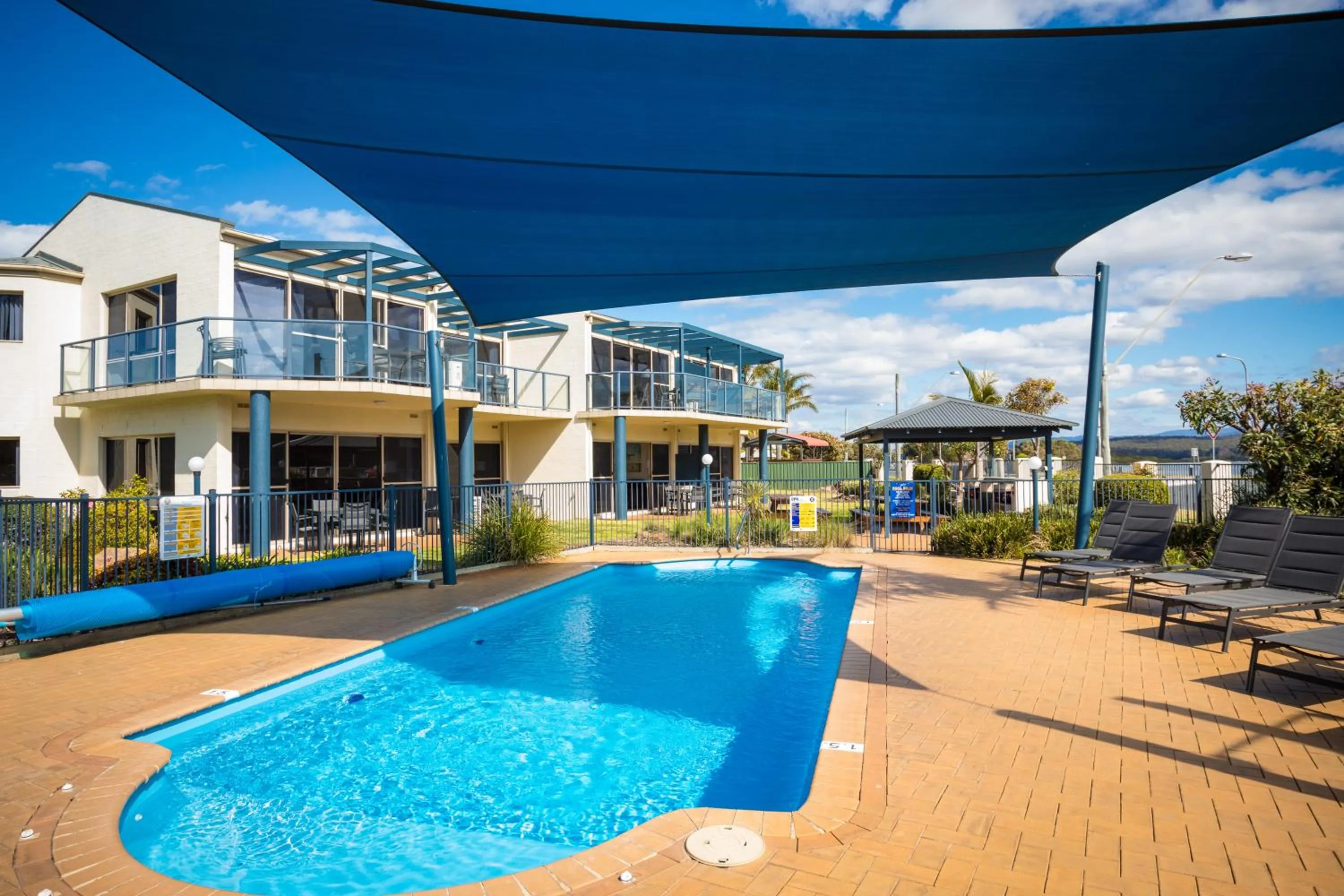 Swimming pool in Sails Luxury Apartments Merimbula