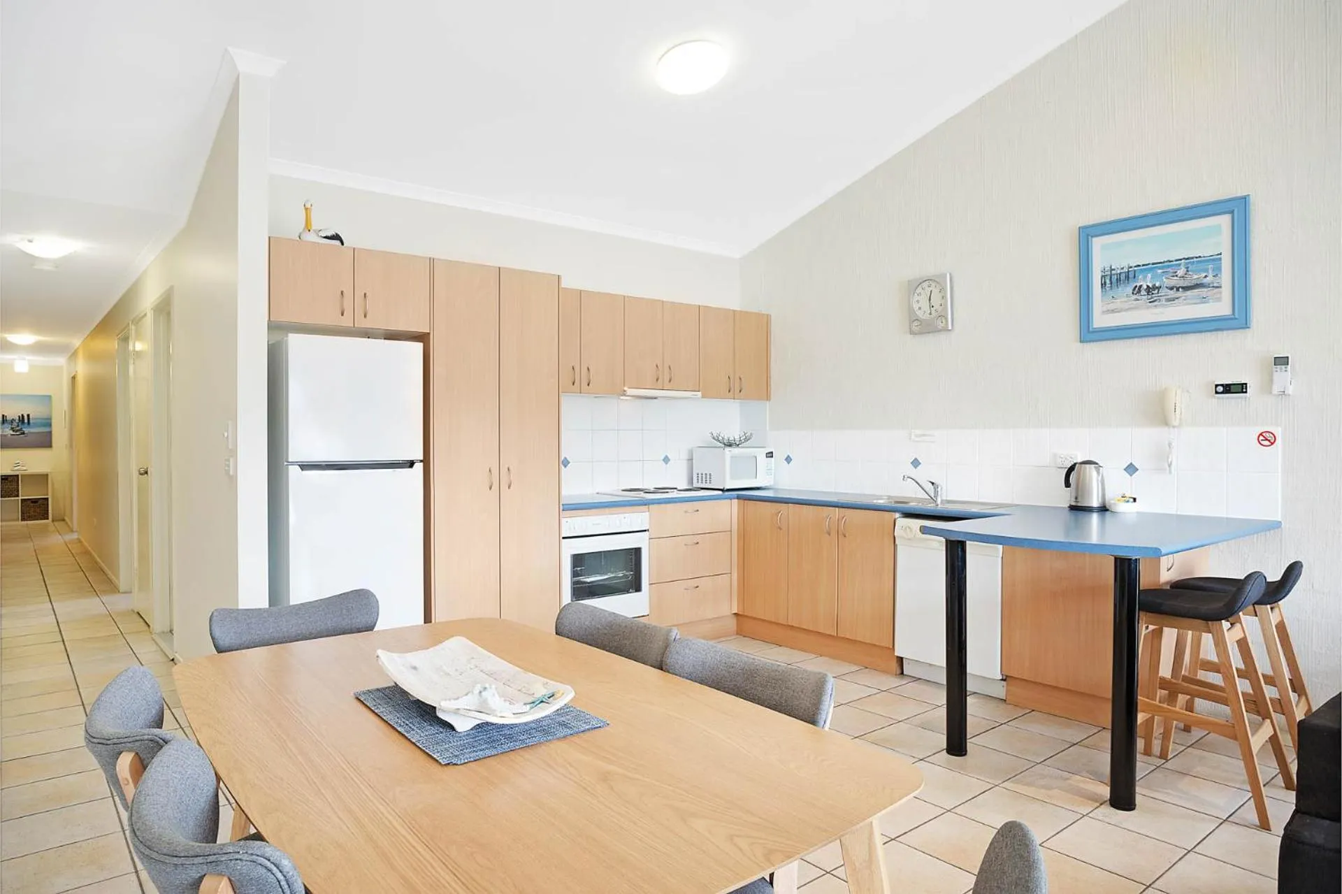 Kitchen or kitchenette in Sails Luxury Apartments Merimbula