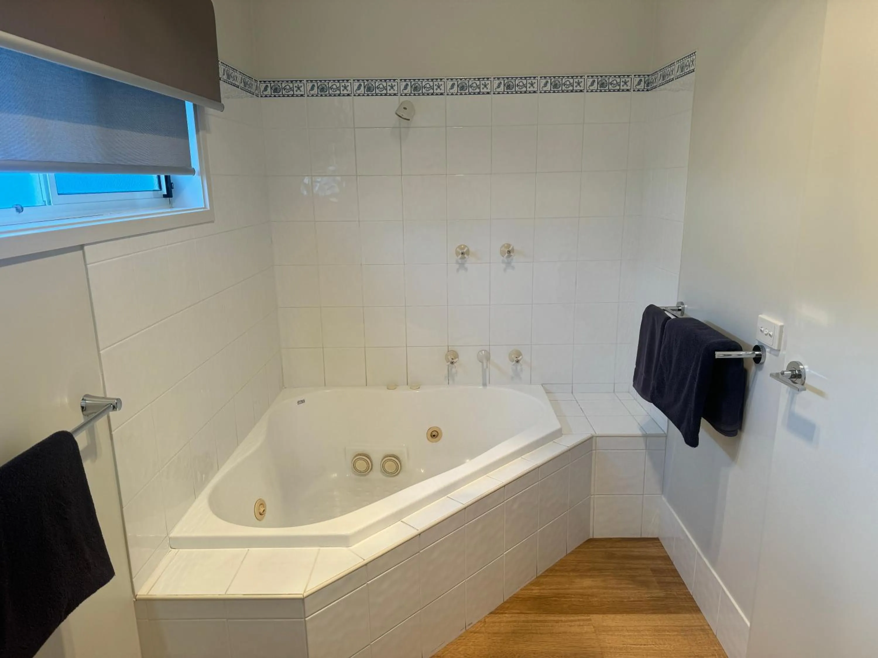 Bath in BlueWater Apartments