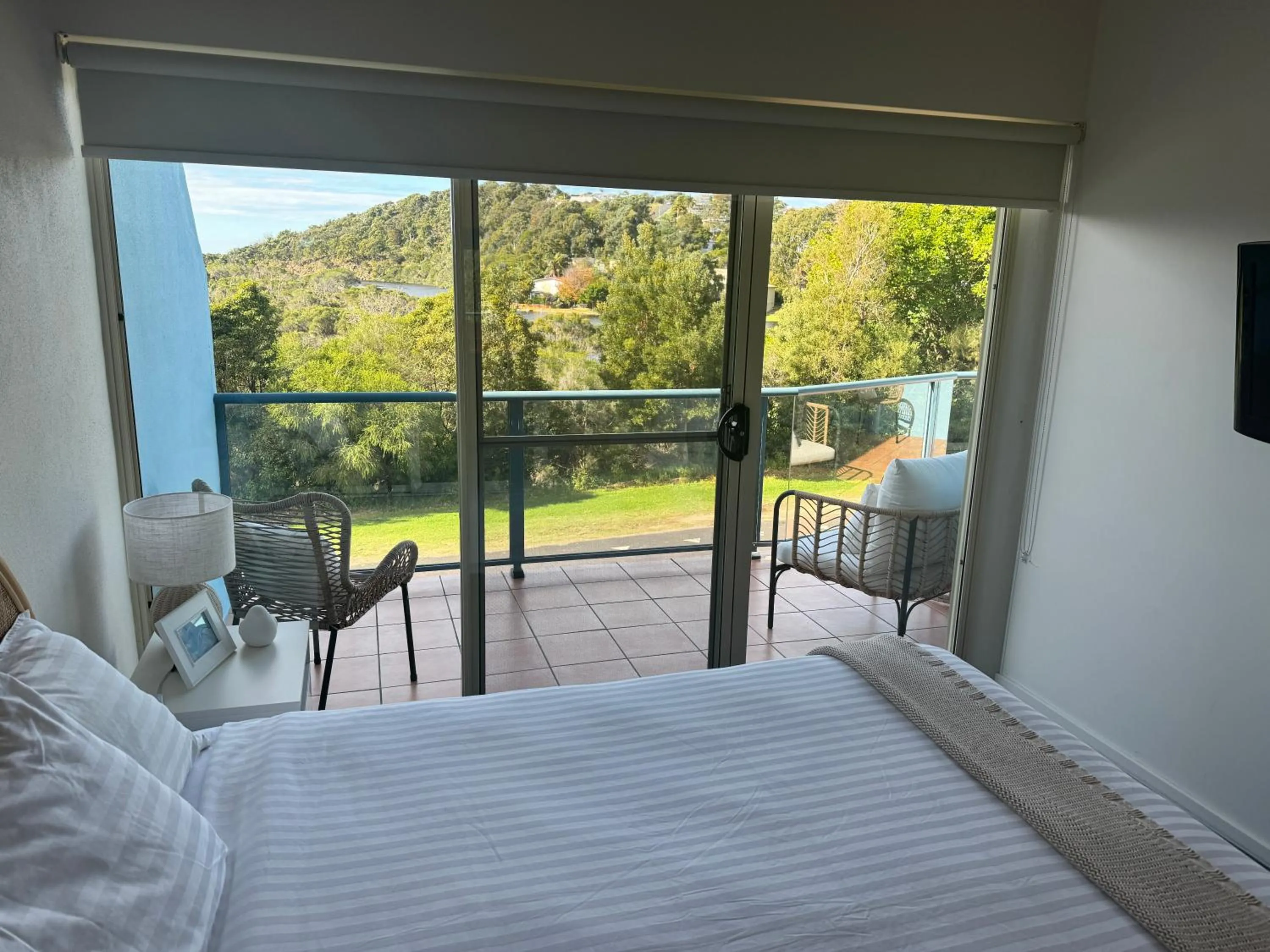 Bedroom, Bed in BlueWater Apartments