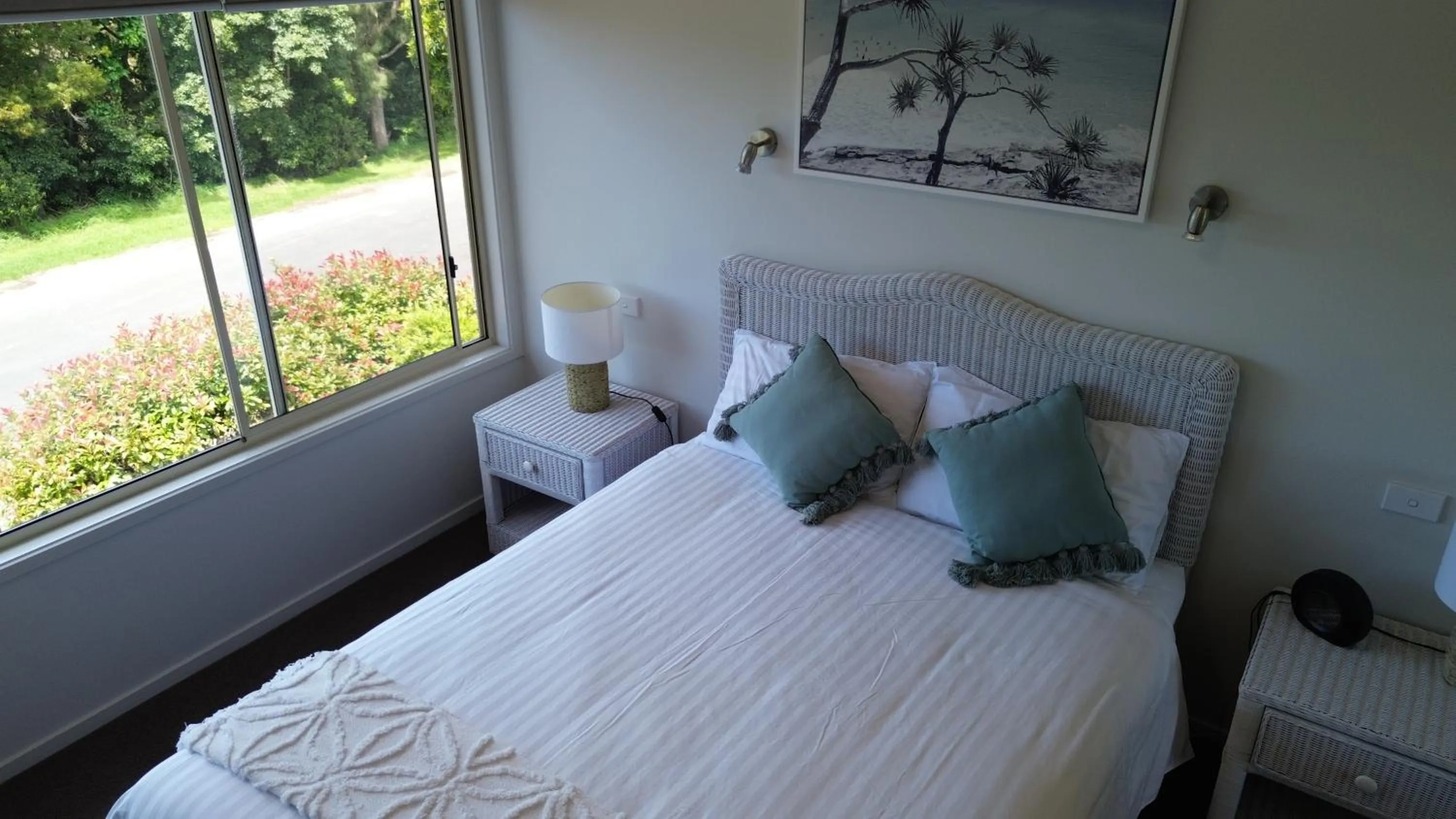 Bedroom, Bed in BlueWater Apartments