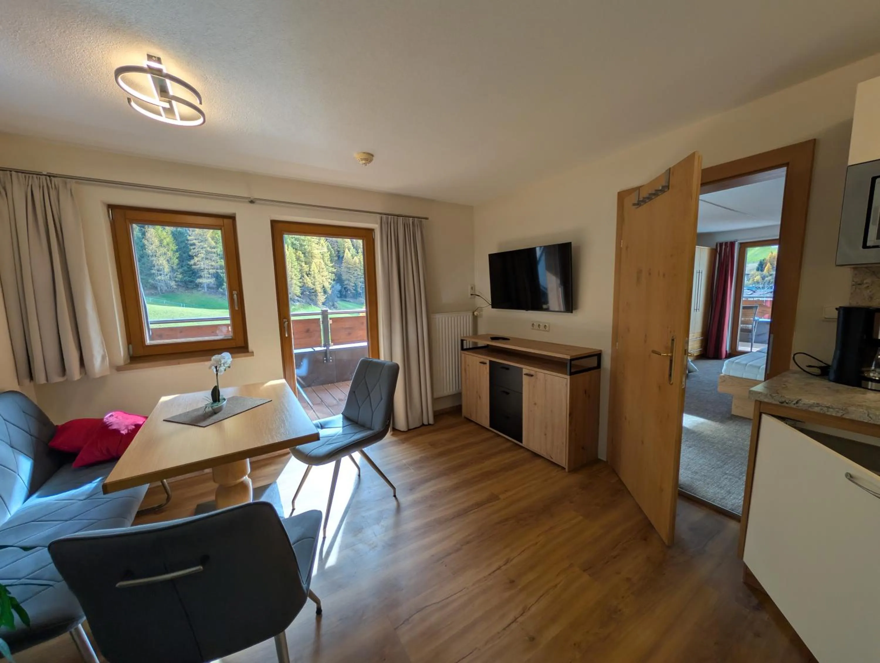 TV and multimedia in Hotel Garni Schönblick