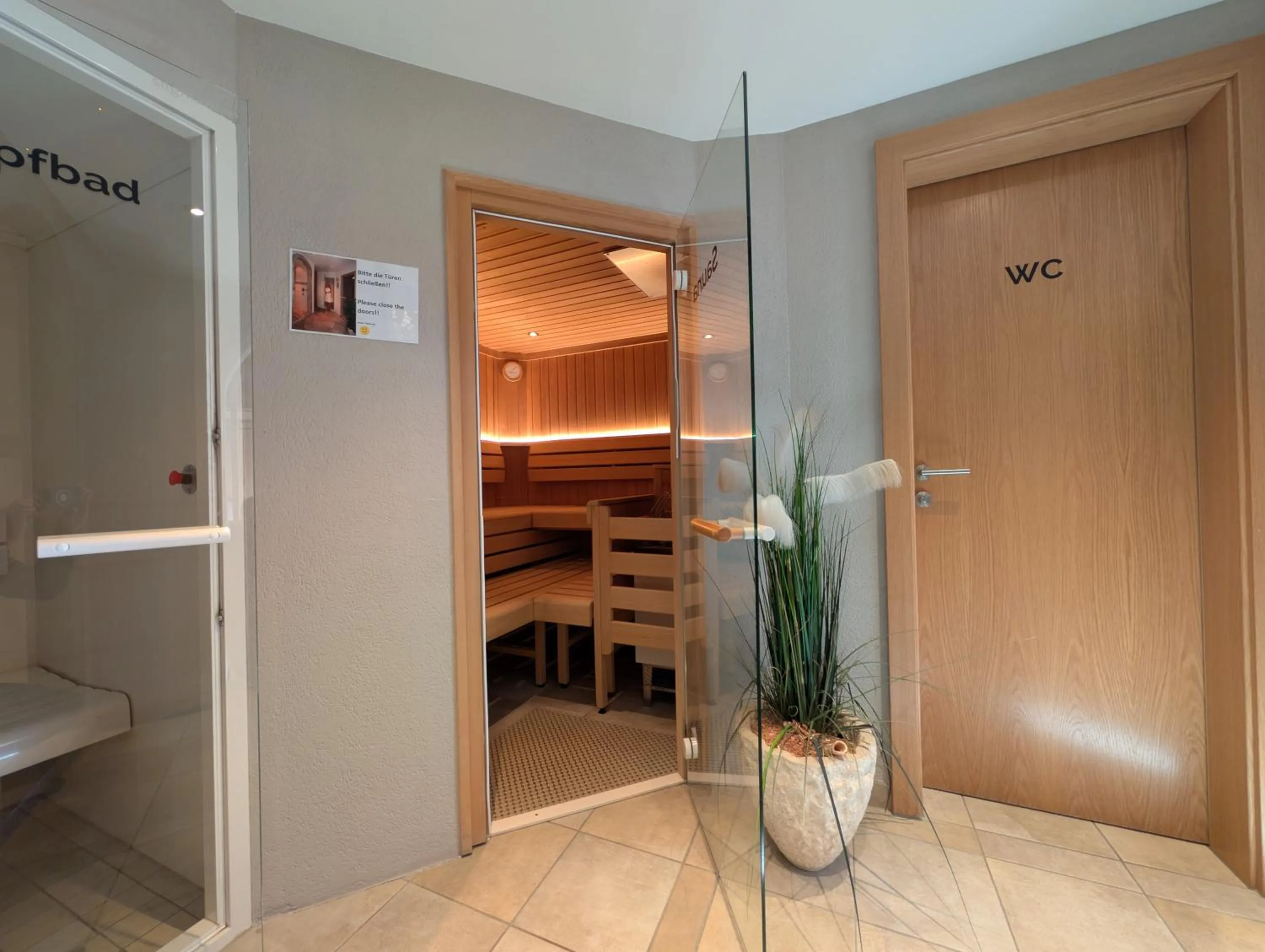 Sauna, Bed in Hotel Garni Schönblick