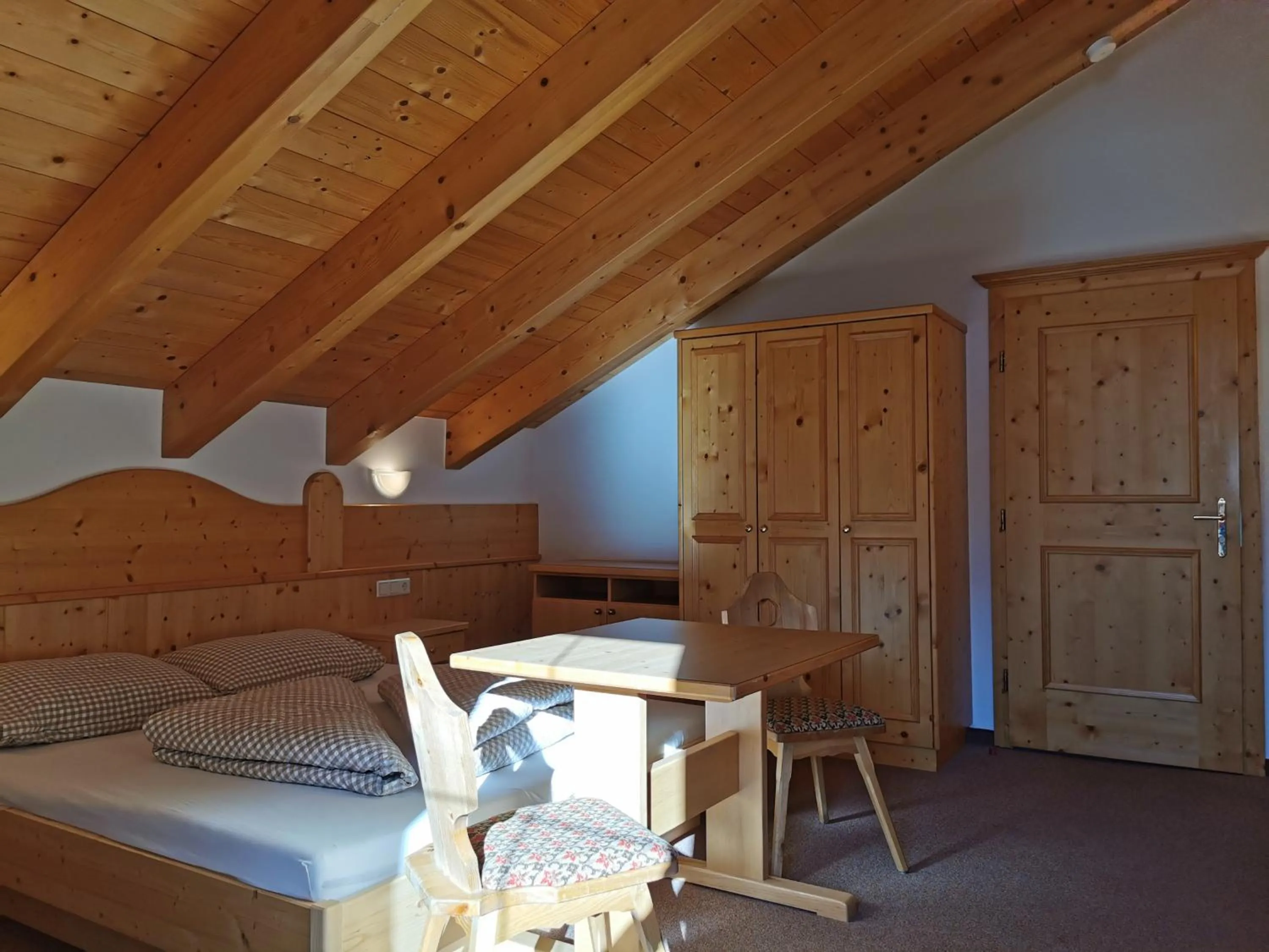 Photo of the whole room in Hotel Garni Schönblick