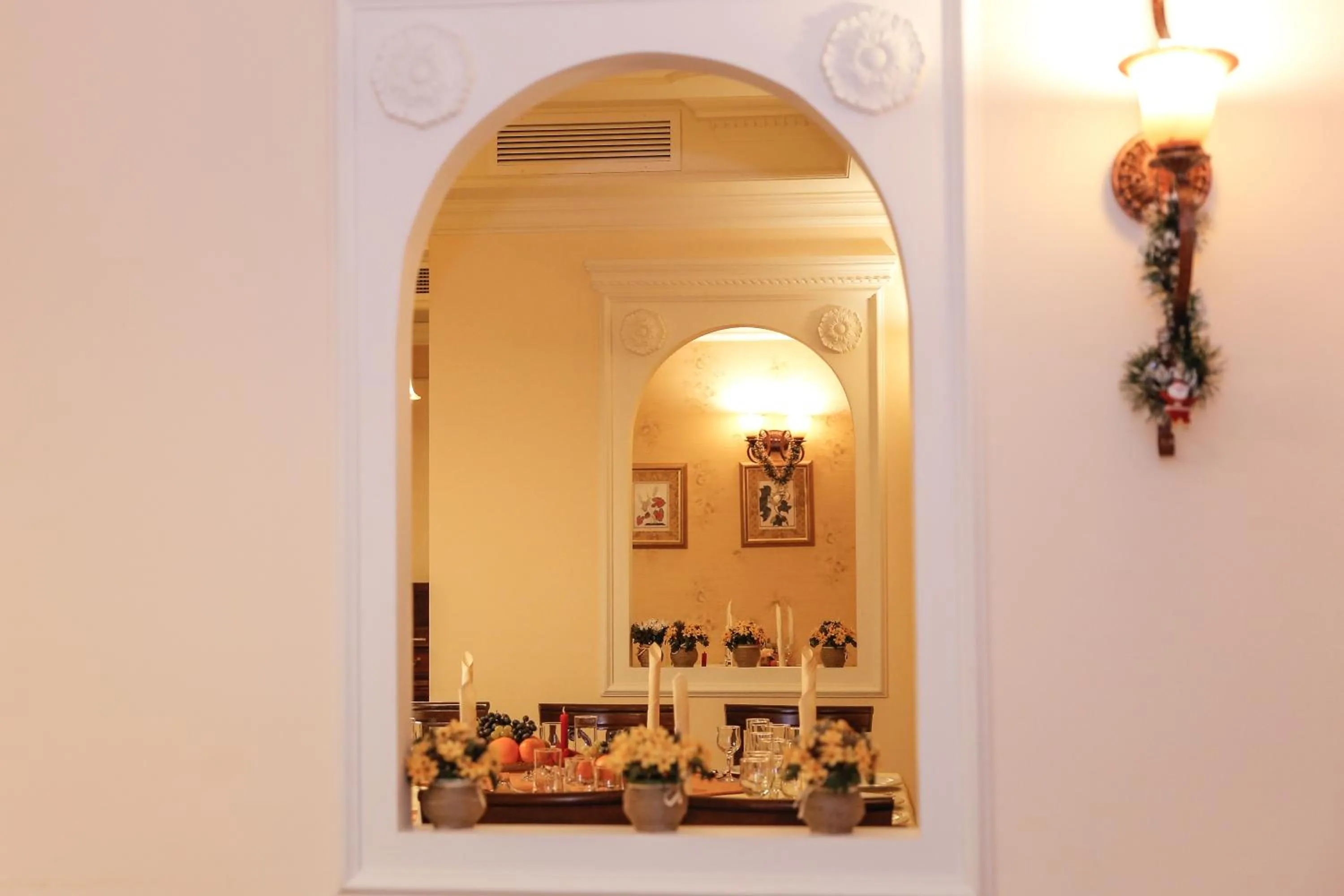 Restaurant/places to eat in Pension Noblesse
