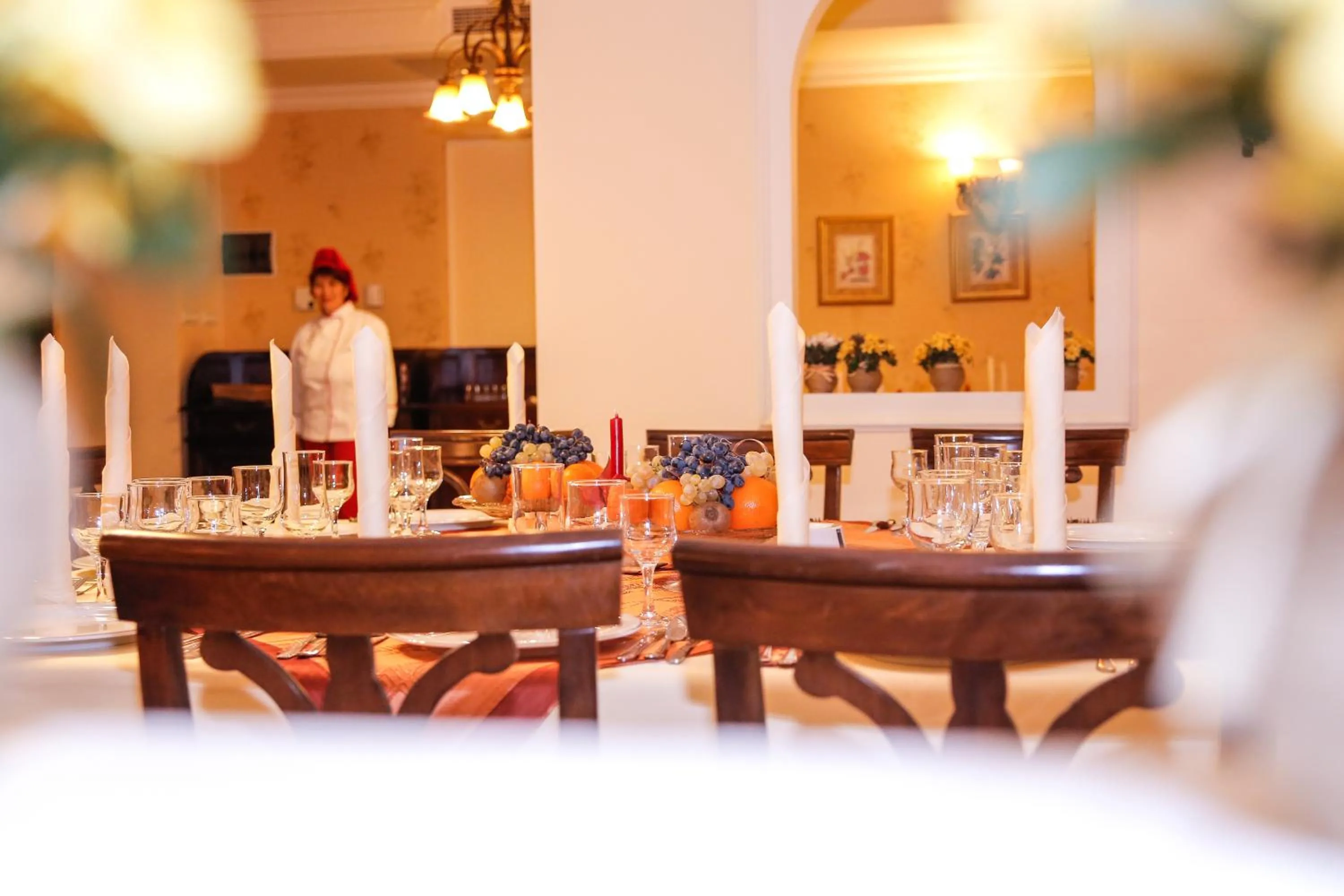 Restaurant/places to eat in Pension Noblesse