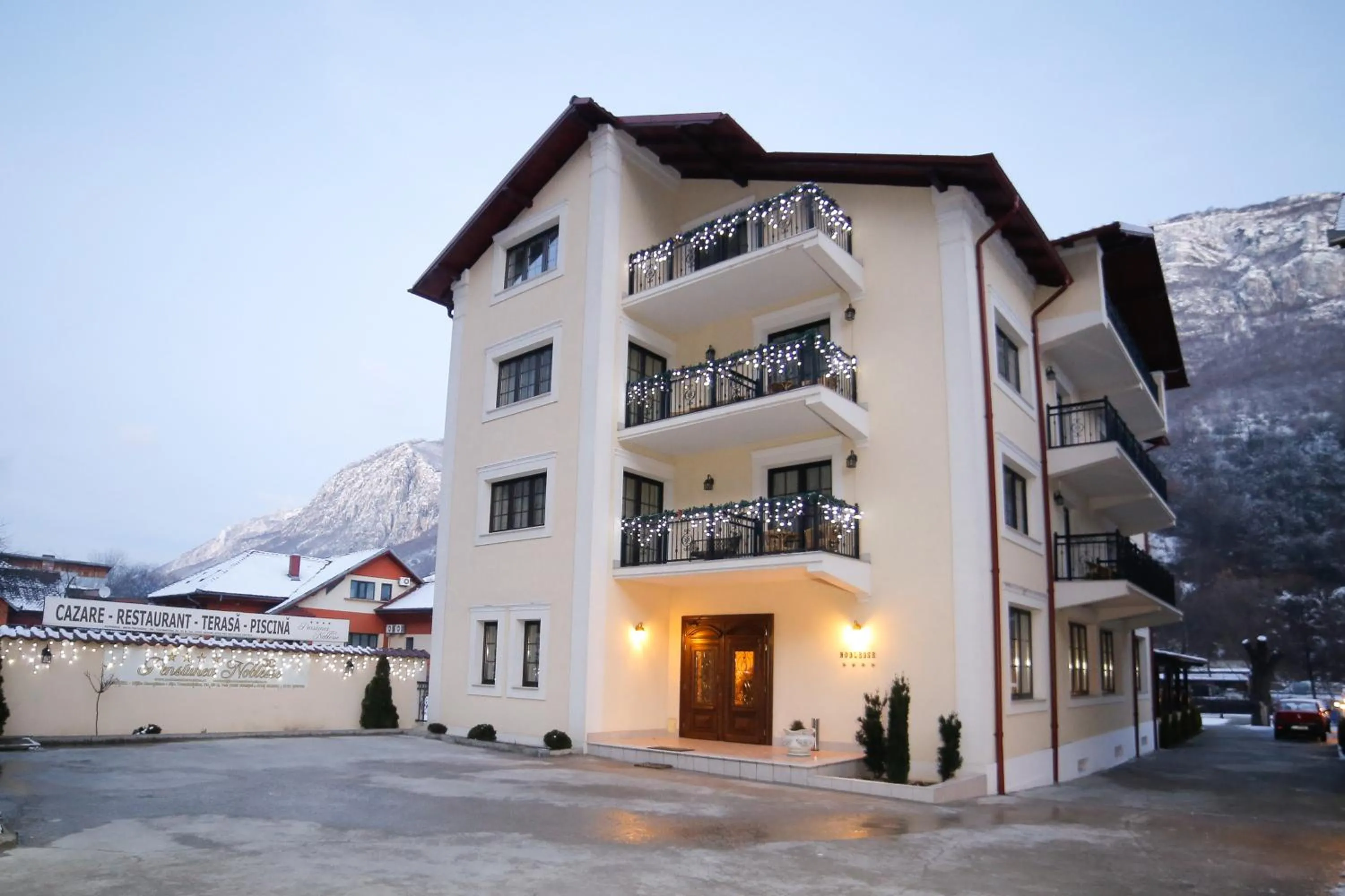 Facade/entrance in Pension Noblesse