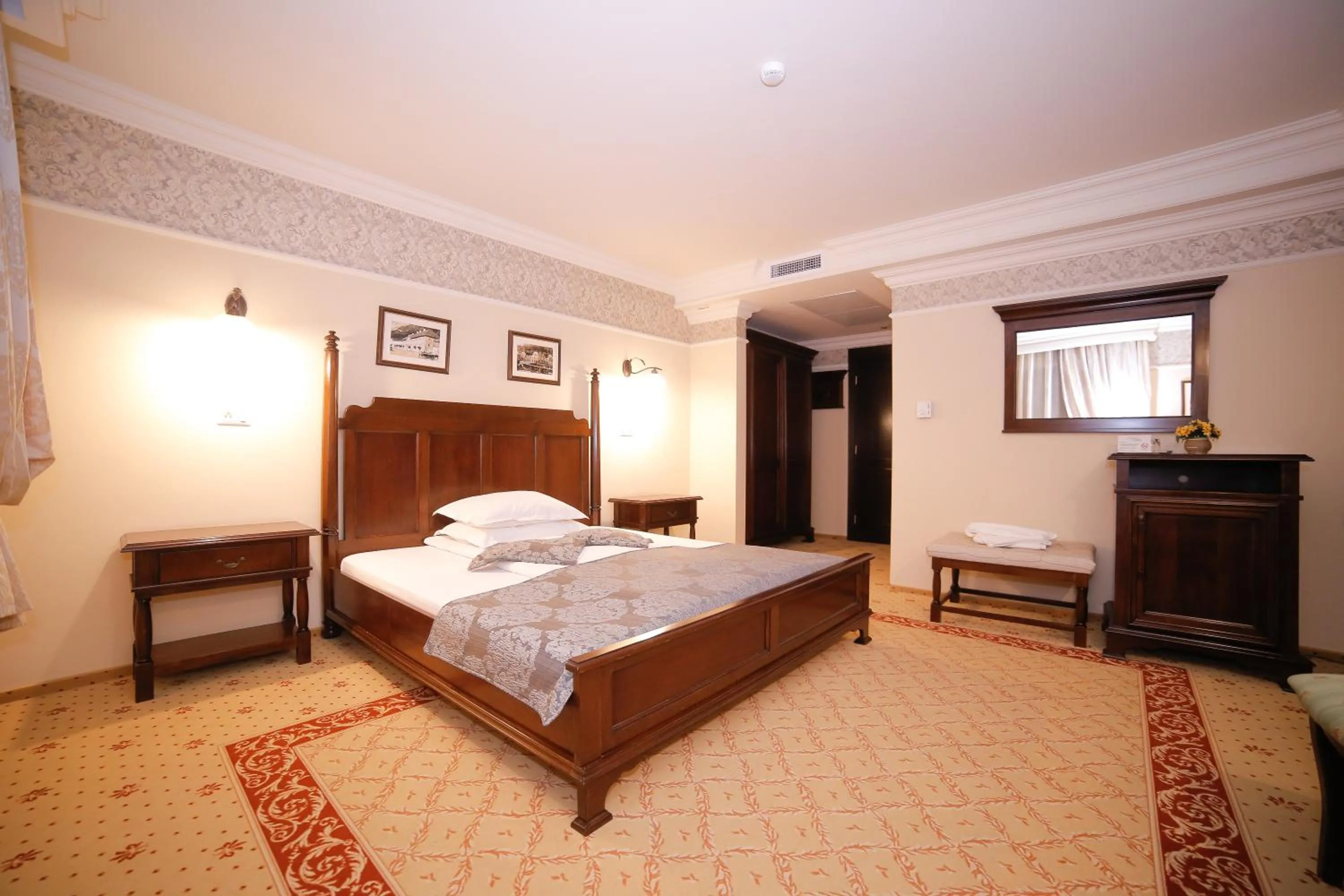Photo of the whole room, Bed in Pension Noblesse