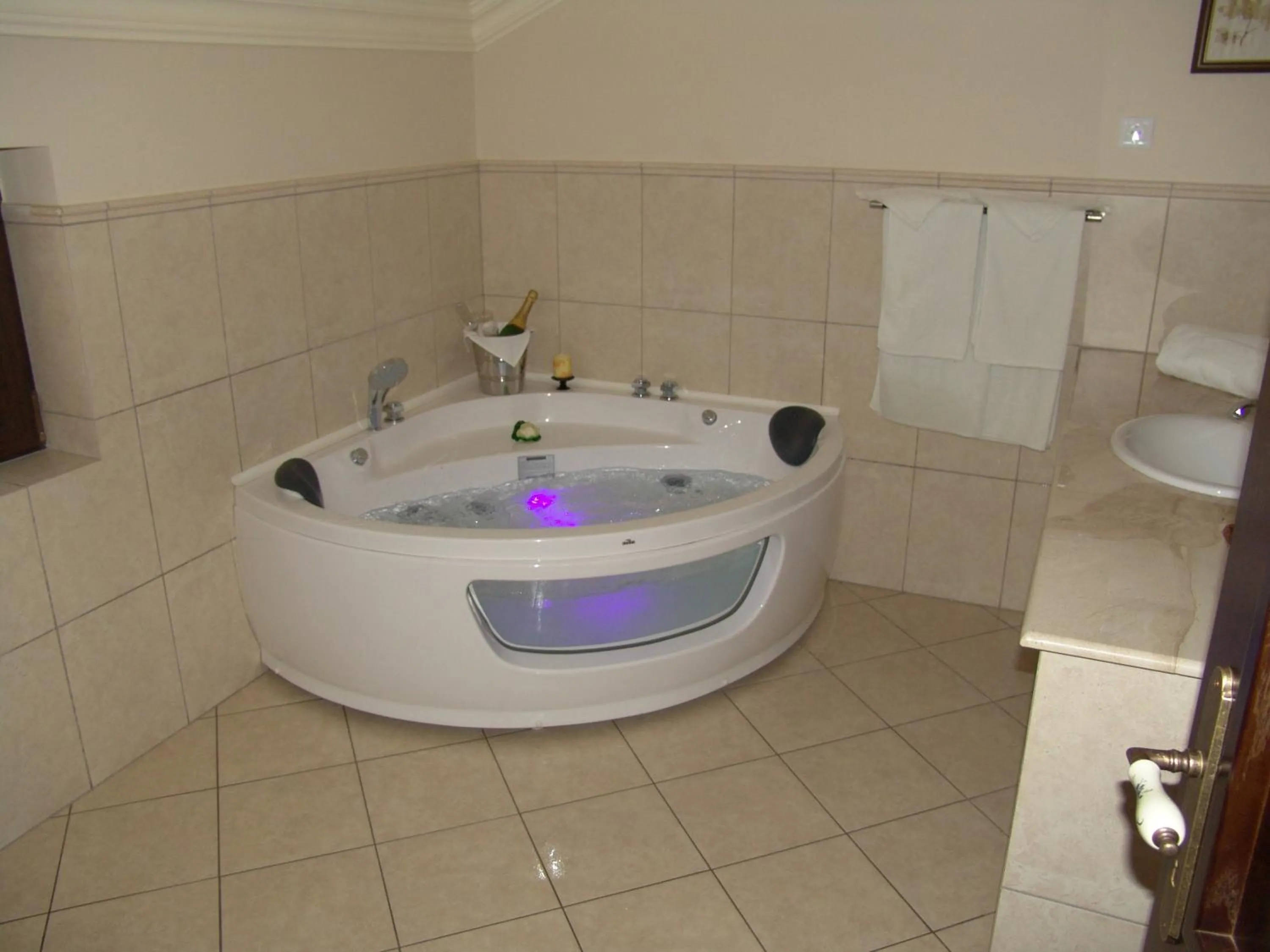 Bathroom in Pension Noblesse