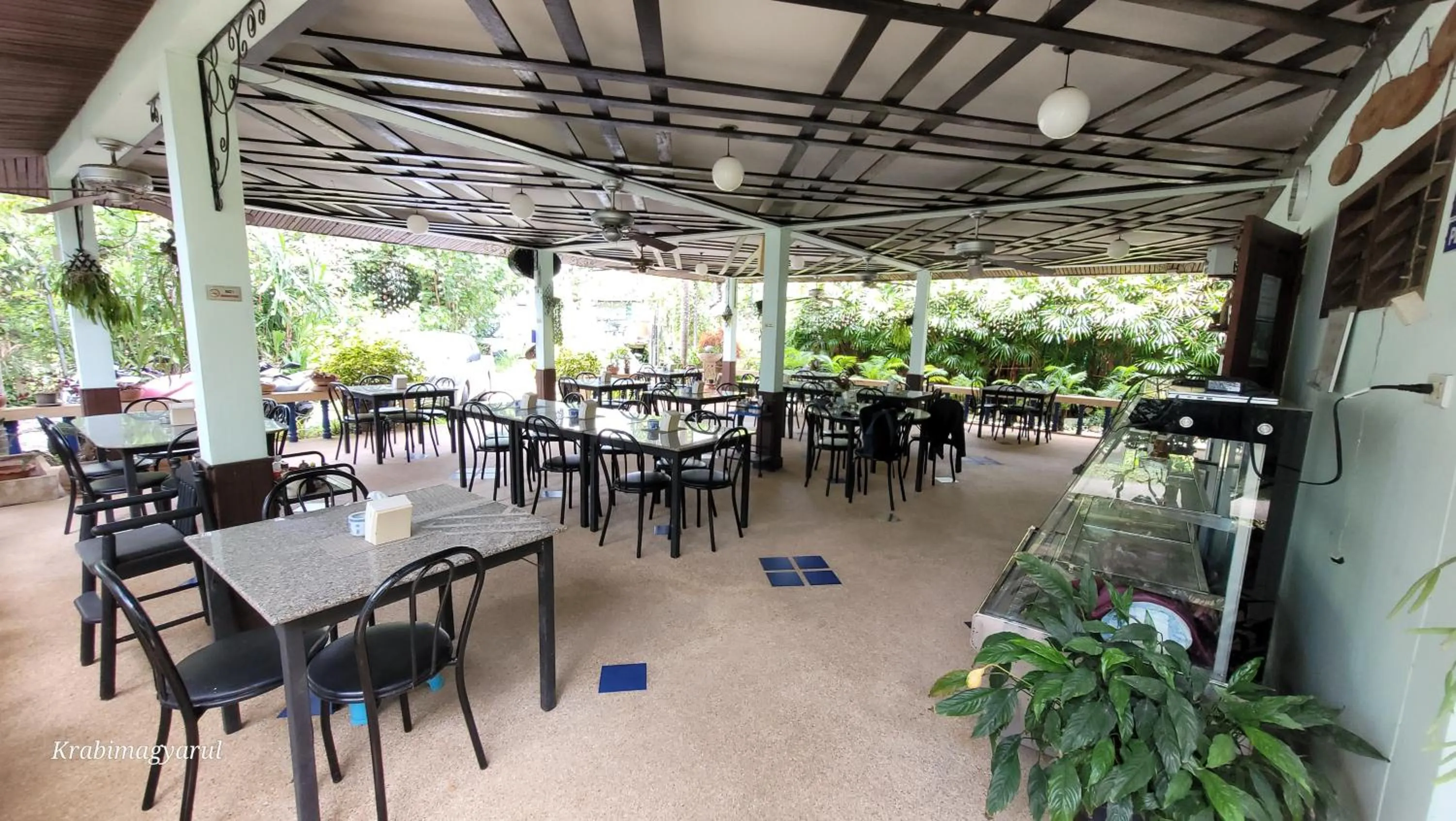 Restaurant/places to eat in Sabai Resort