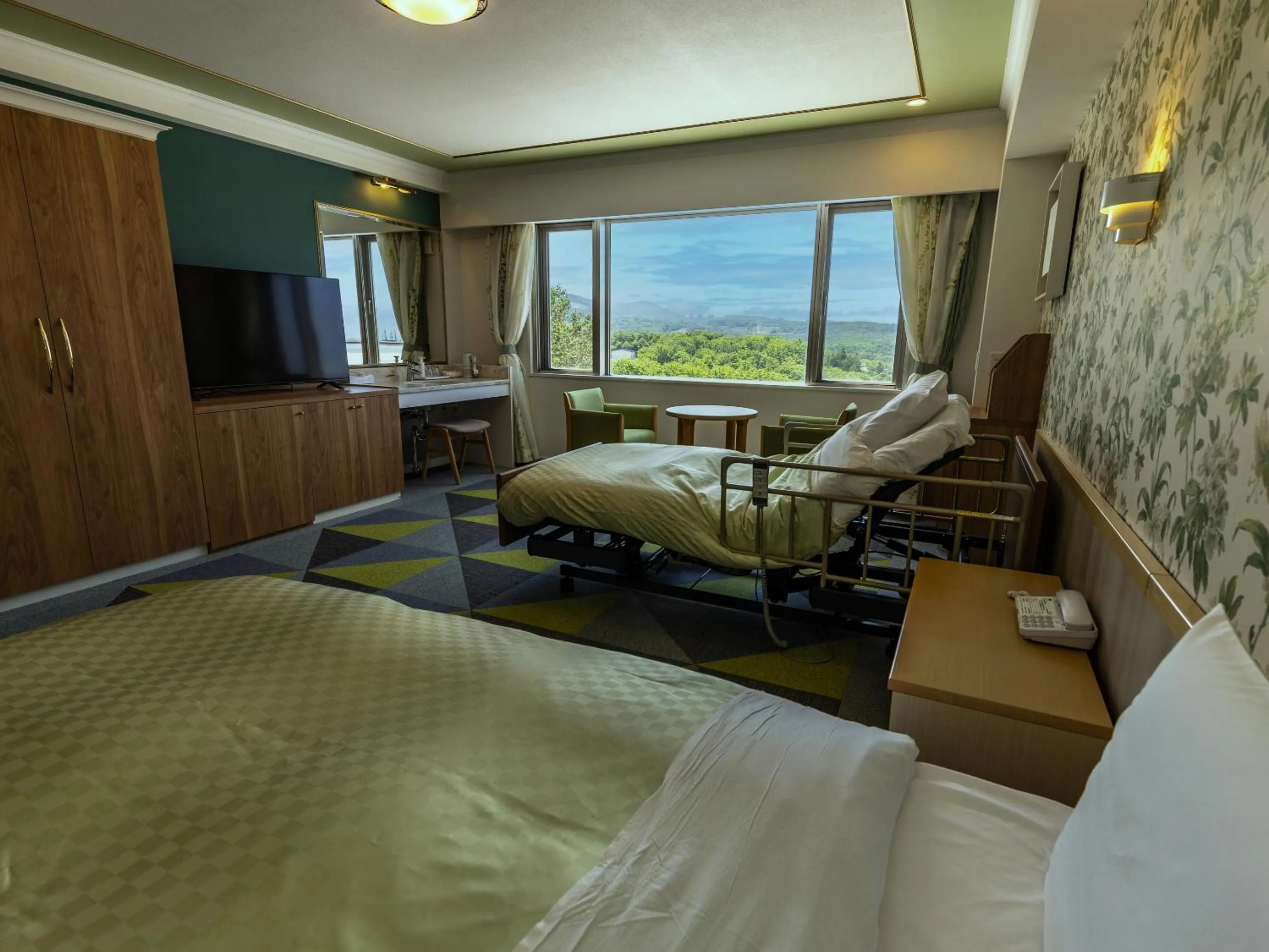 View (from property/room), Bed in Shiretoko Daiichi Hotel