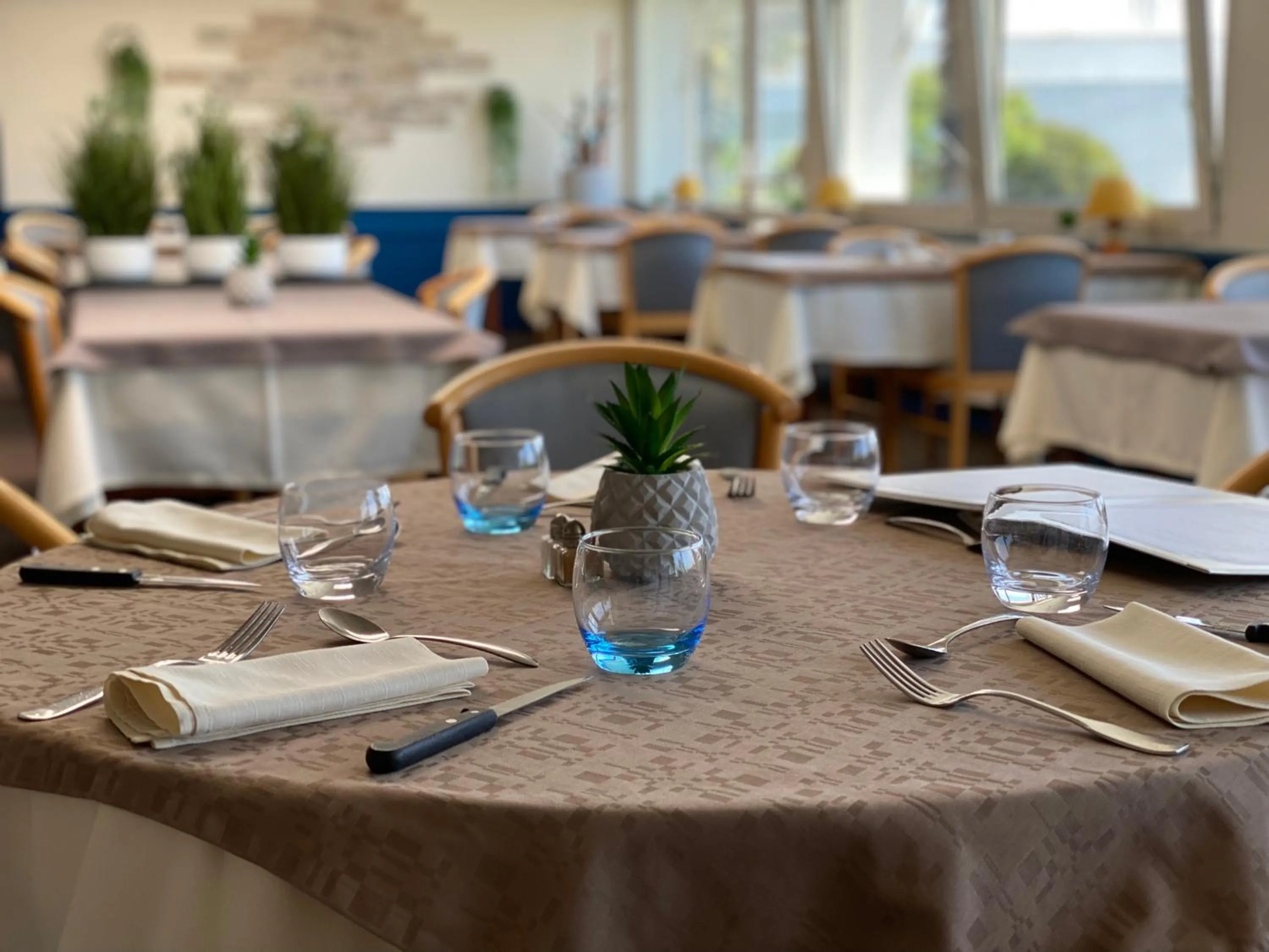 Restaurant/places to eat in Hôtel Fontaine, Morlaix