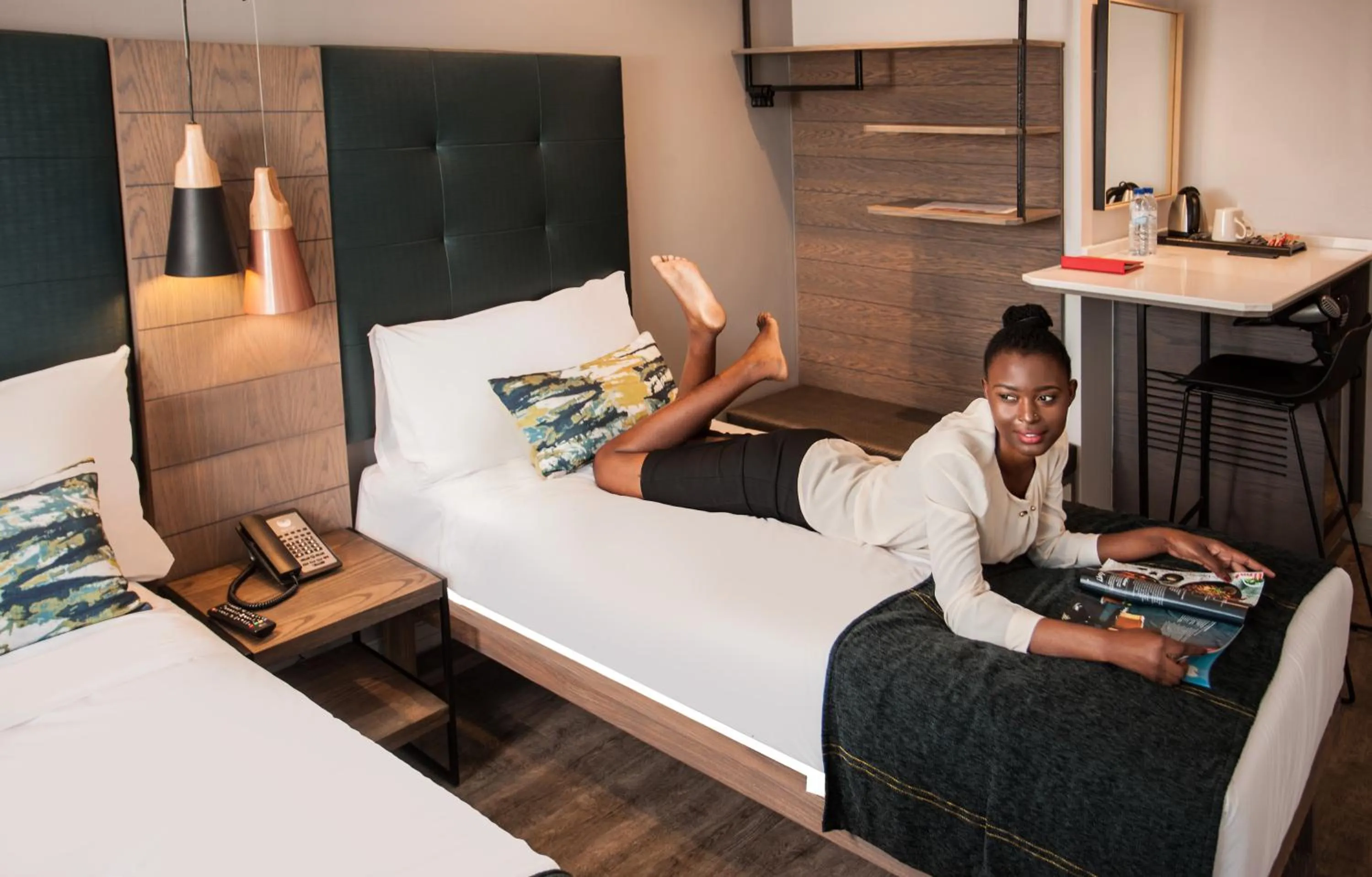 Bed in StayEasy Maputo