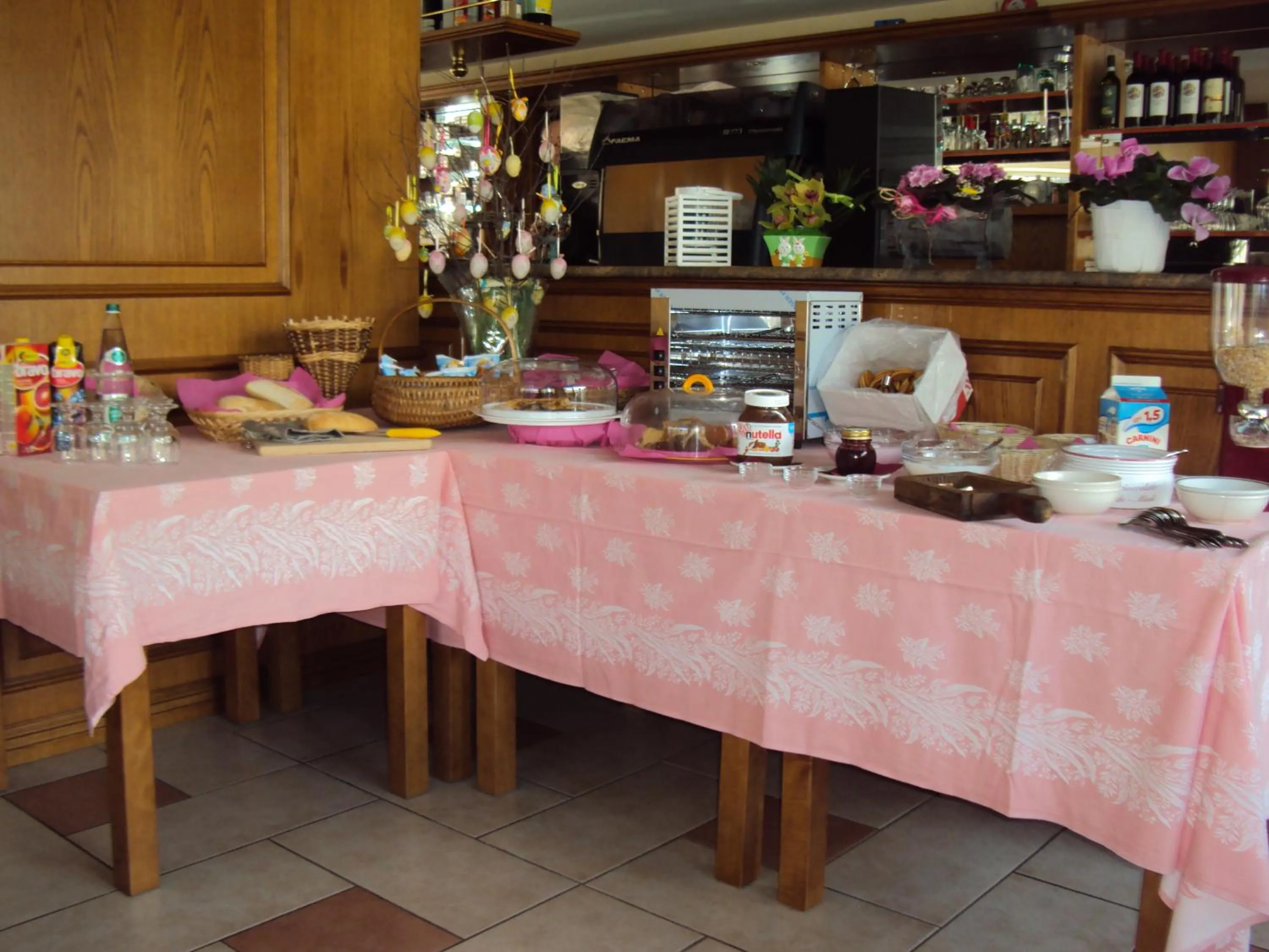 Restaurant/places to eat in Hotel Cavaria