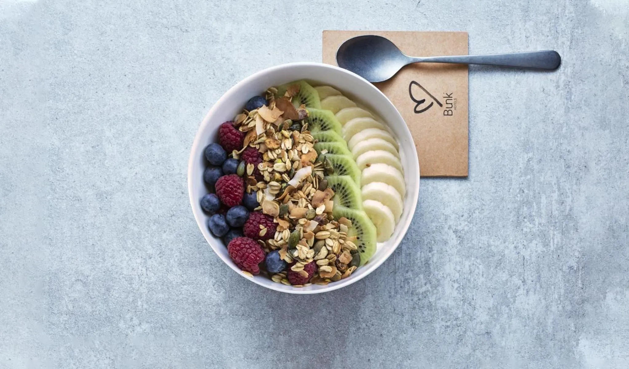 Breakfast in Bunk Hotel Utrecht