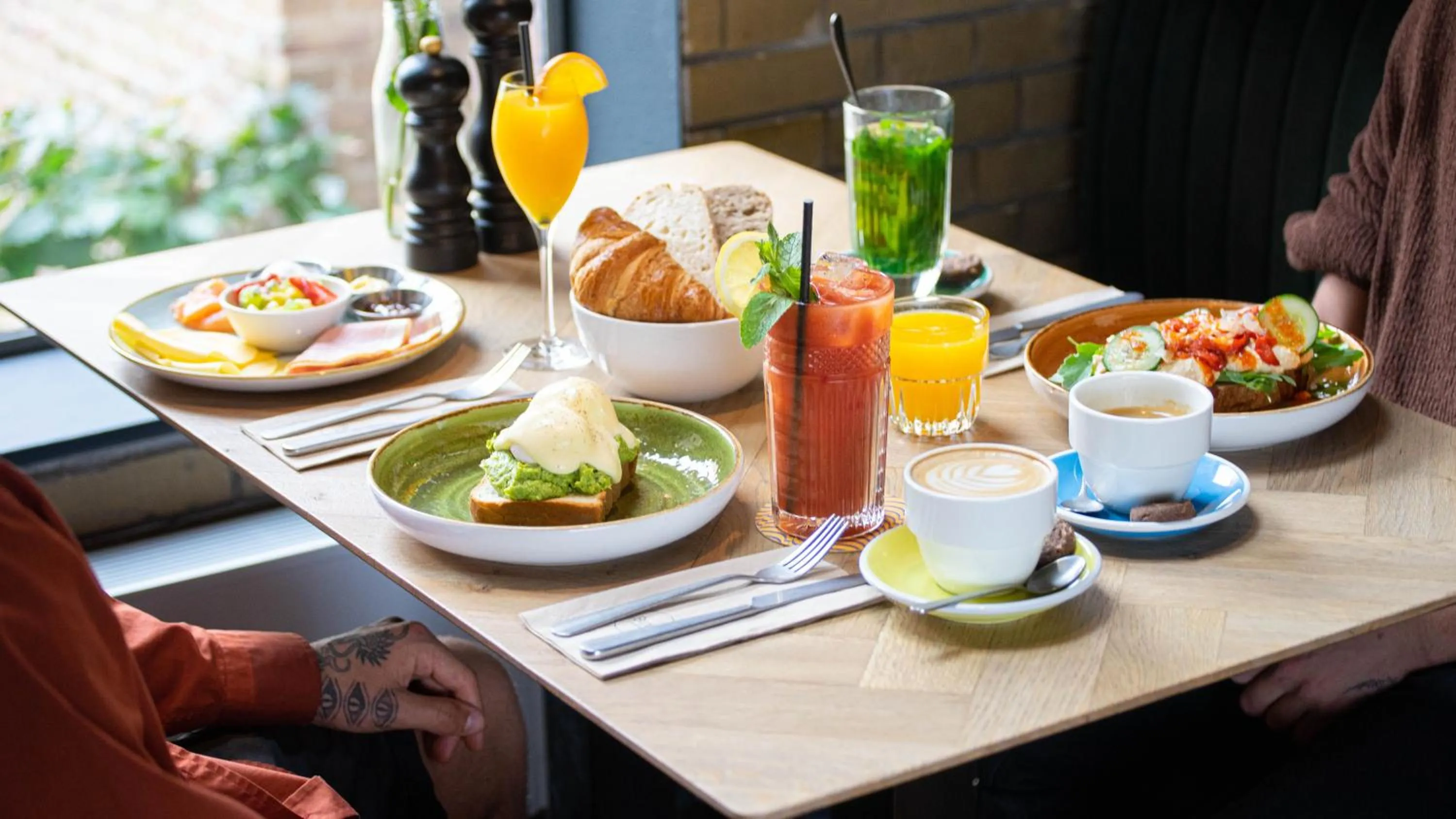 Breakfast in Bunk Hotel Utrecht