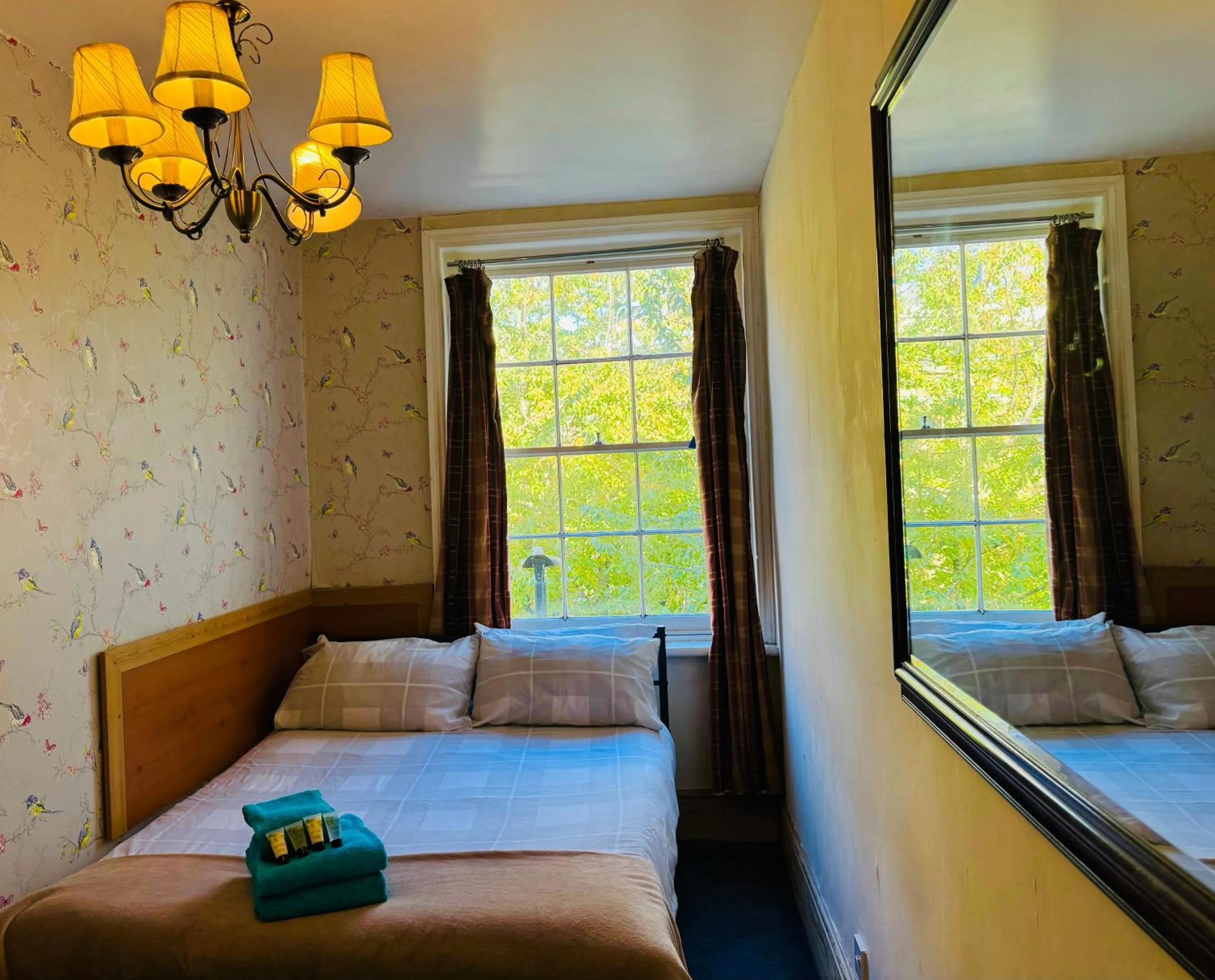 Bedroom, Bed in Central Station