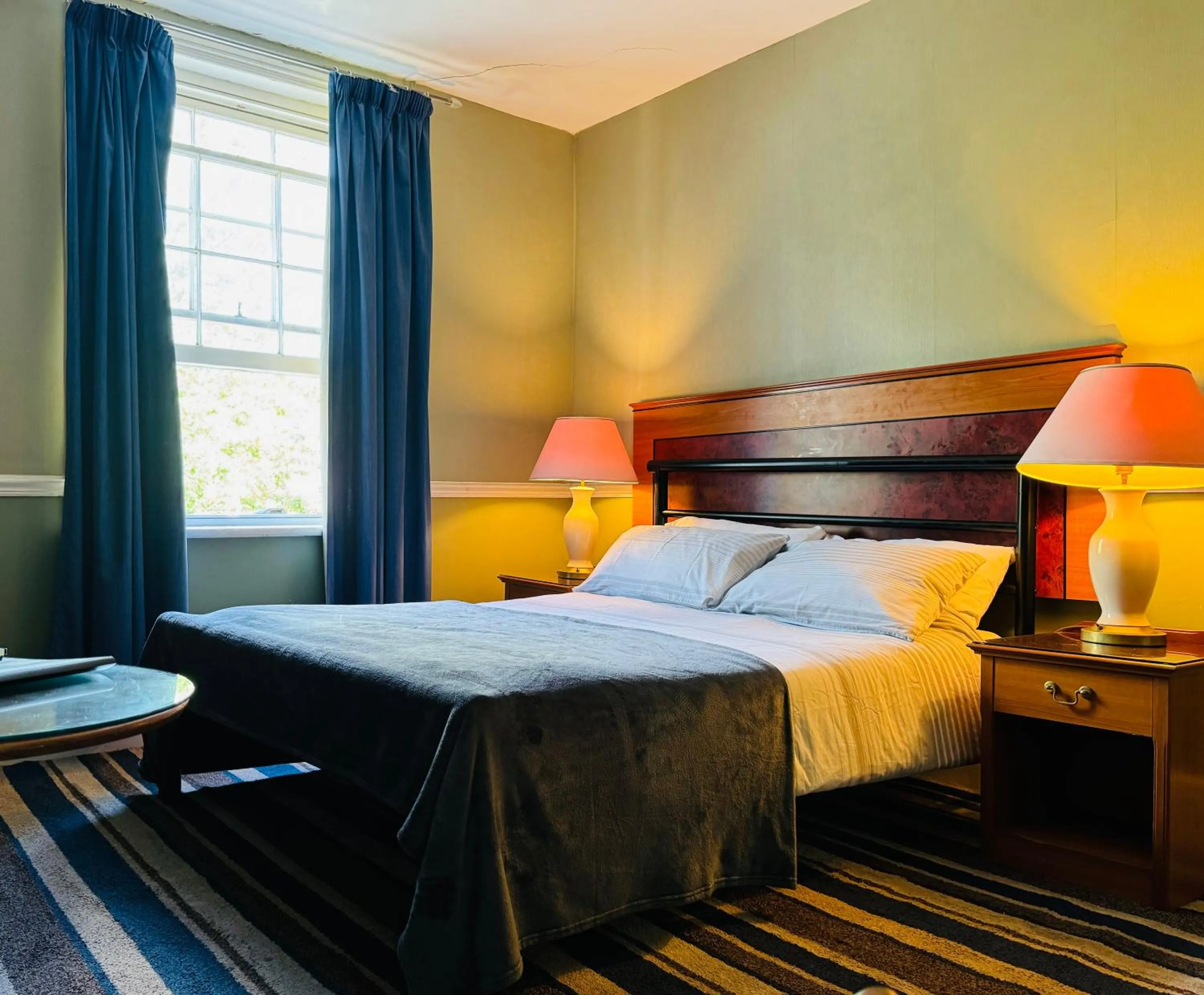 Bedroom, Bed in Central Station