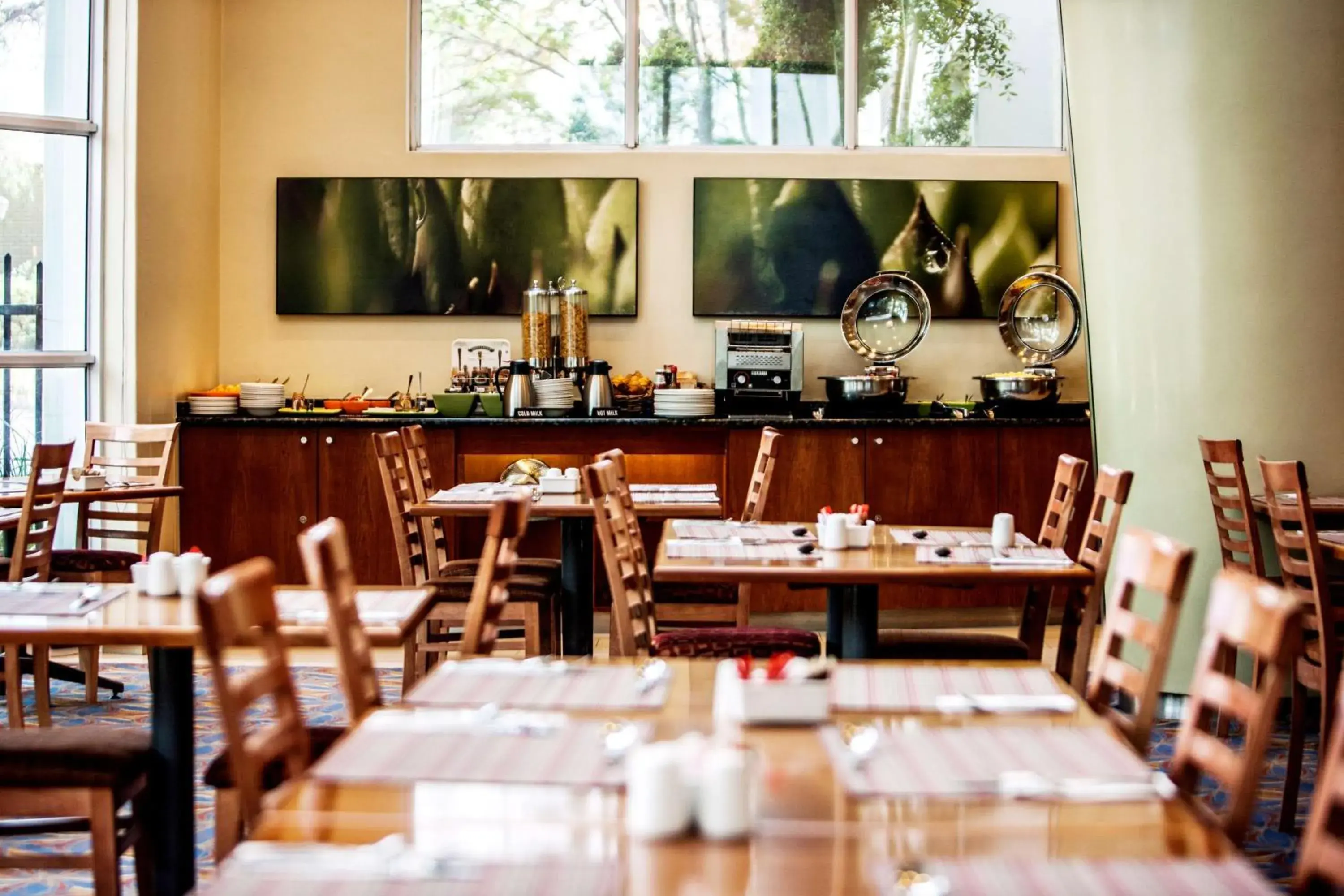 Restaurant/places to eat in StayEasy Pretoria Restaurant/places to eat in StayEasy Pretoria