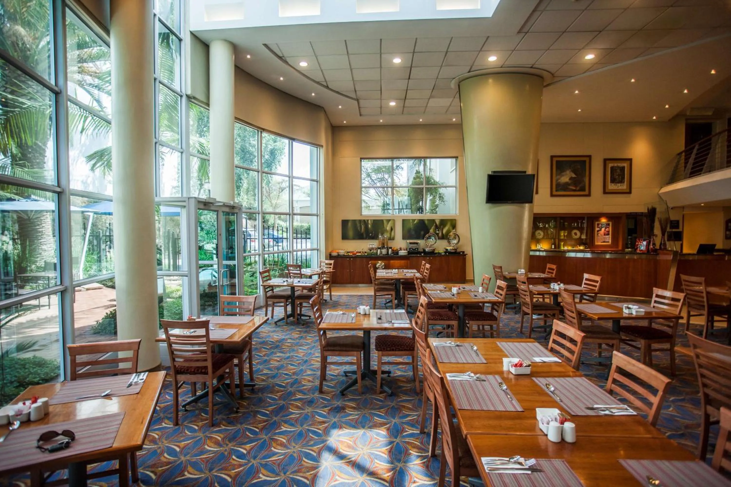 Restaurant/places to eat in StayEasy Pretoria