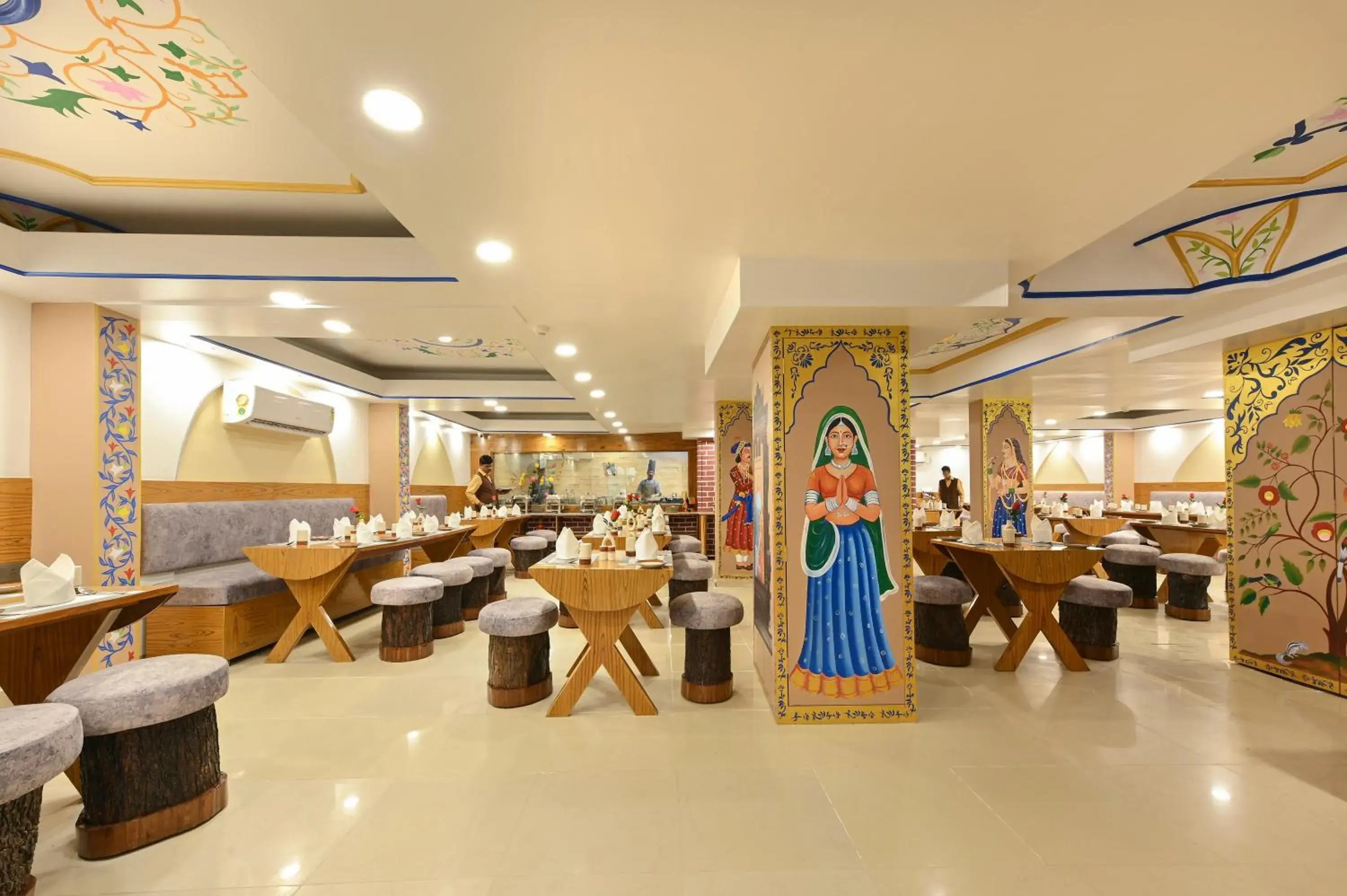 Restaurant/places to eat in Hotel Ganga Ratan Restaurant/places to eat in Hotel Ganga Ratan