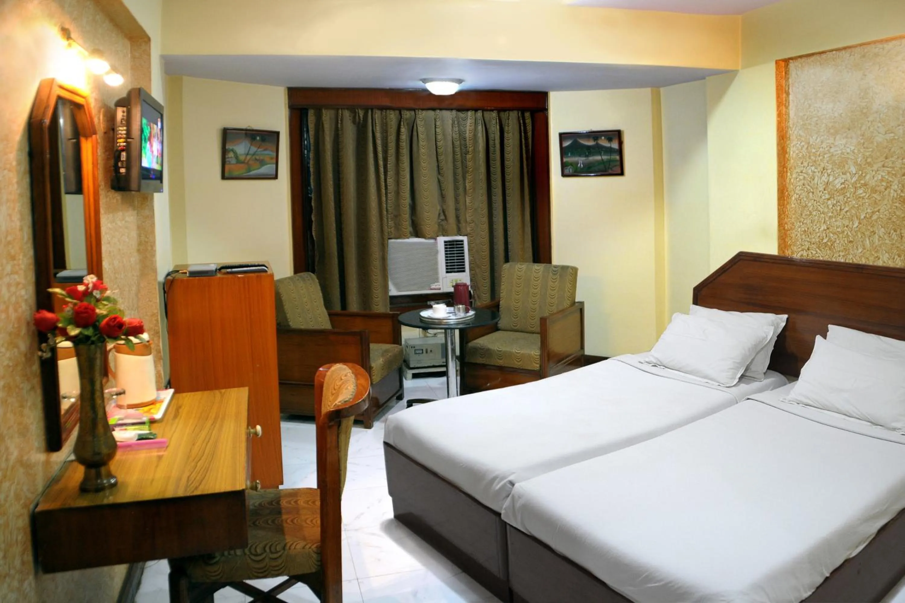 Photo of the whole room, Bed in Hotel Ganga Ratan