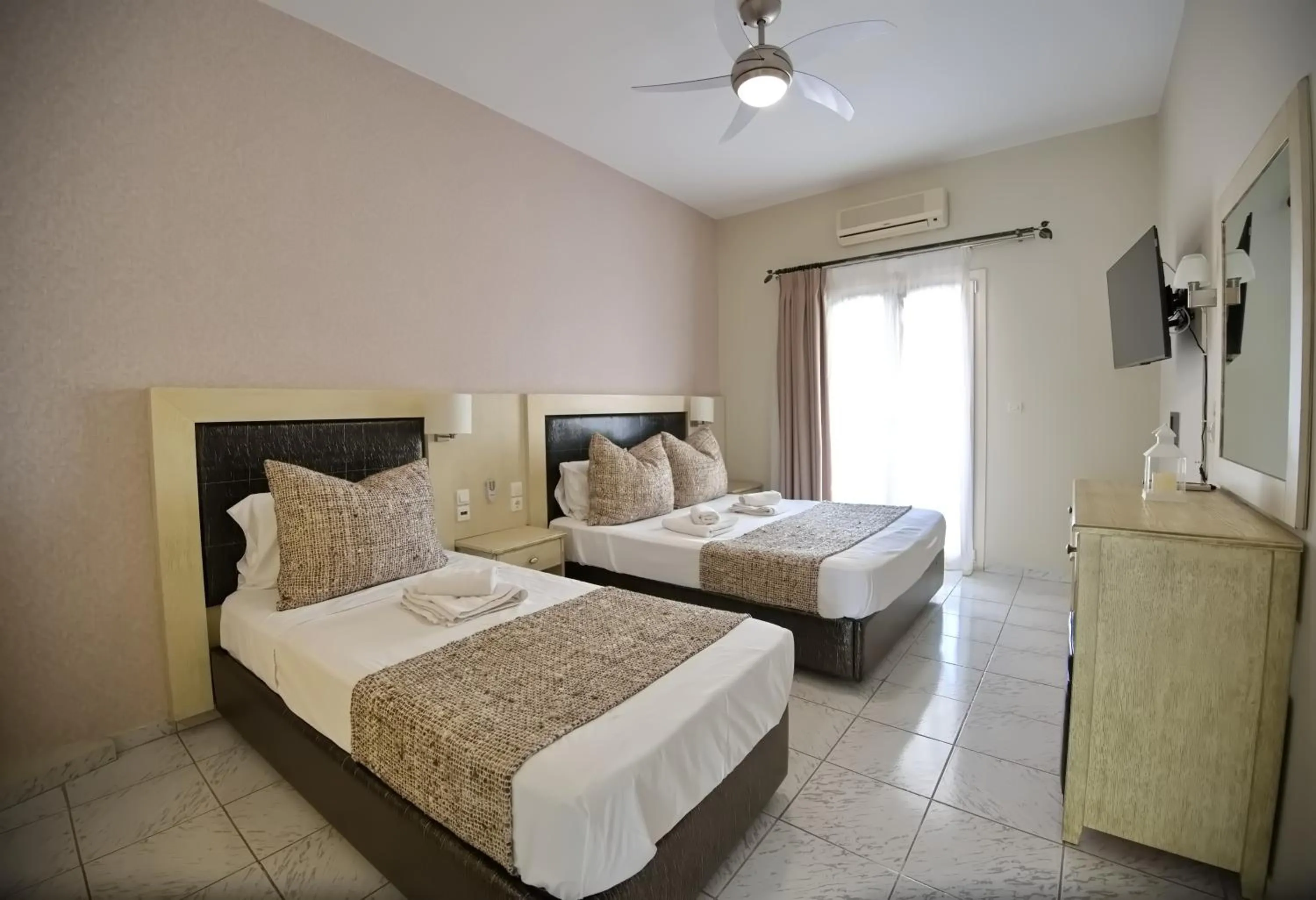 Bed in Pension Votsi