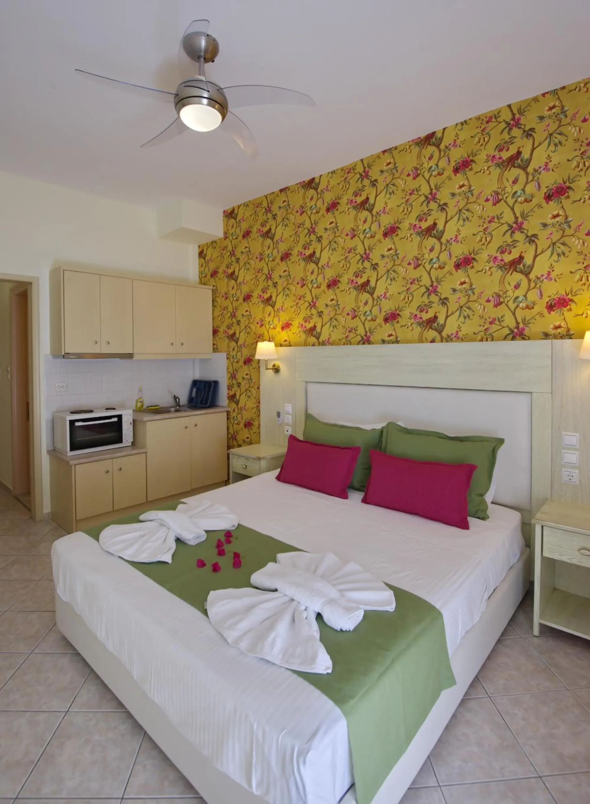 Bed in Pension Votsi