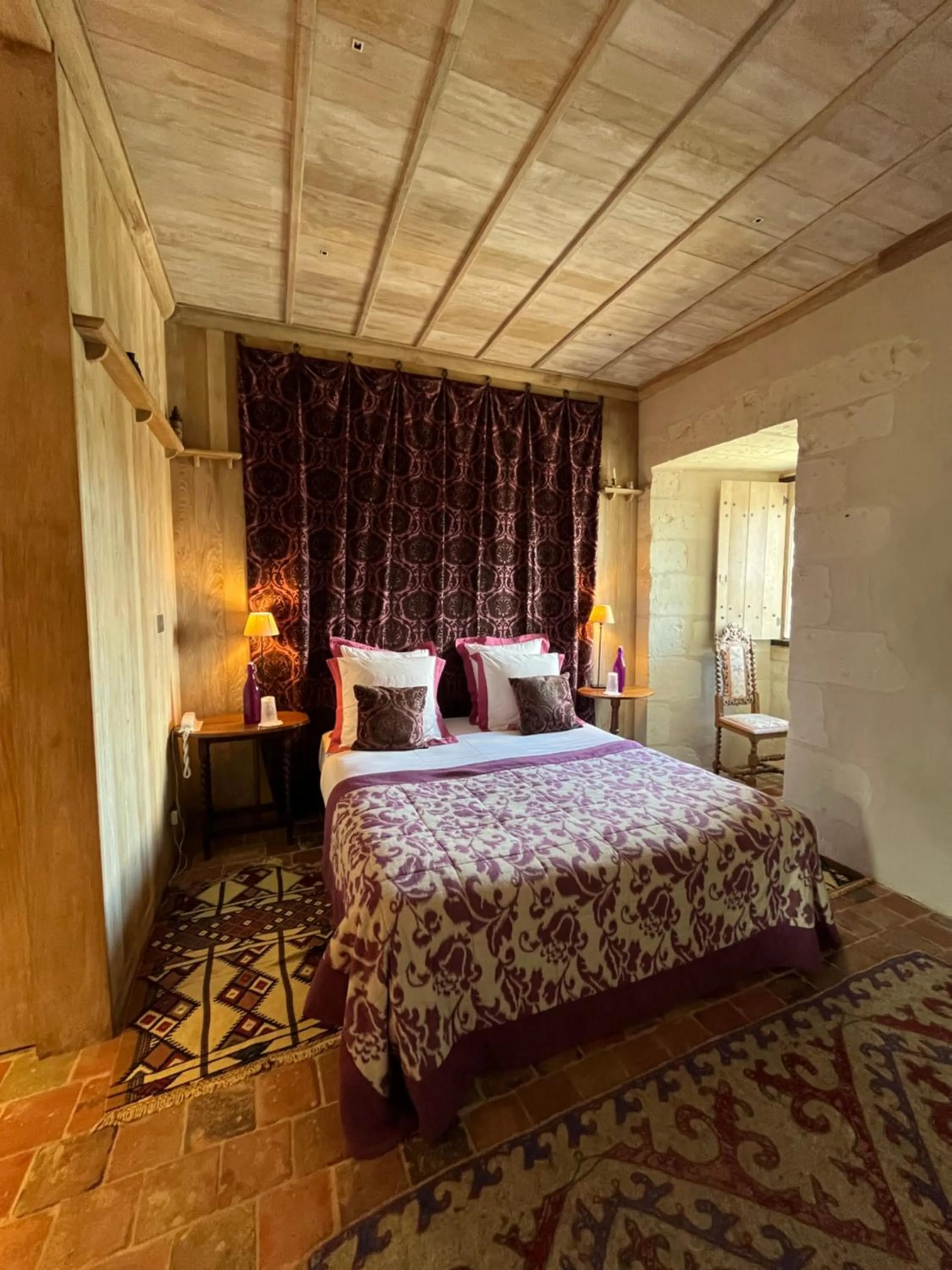 Bedroom, Bed in Hôtel du Château du Rivau