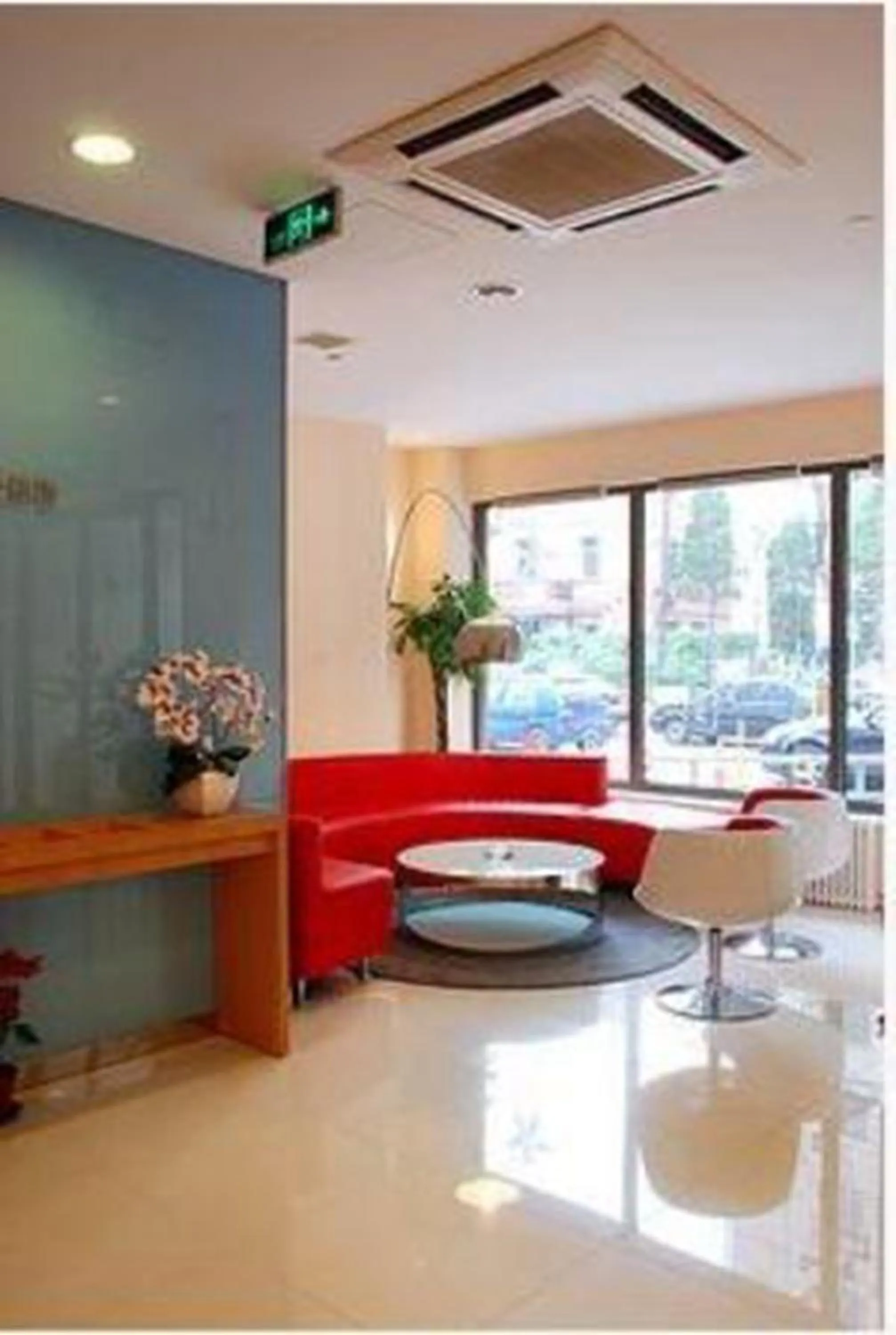 Bed in Ibis Beijing Dongdaqiao