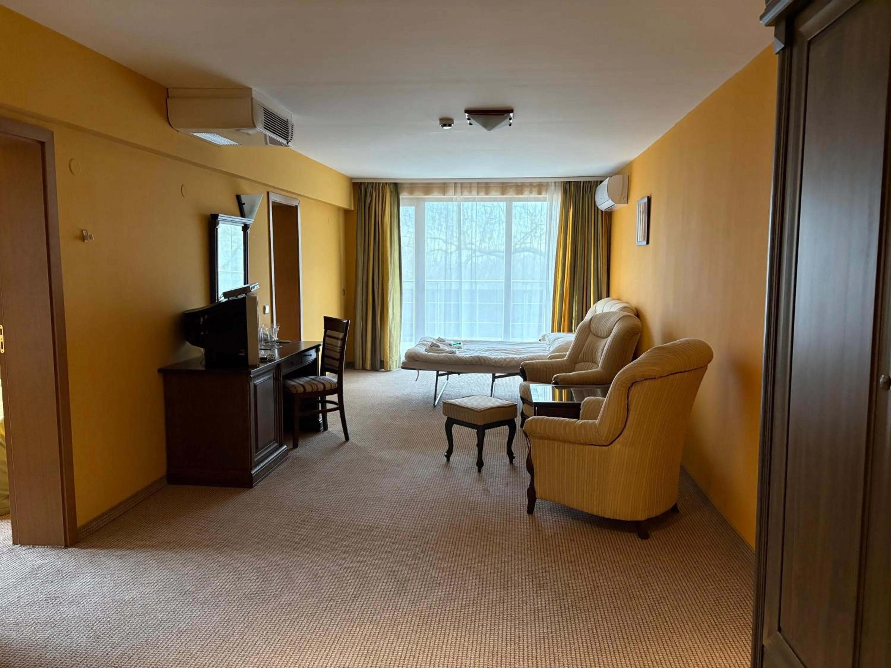 Two-Bedroom Apartment in Hotel OTDIH