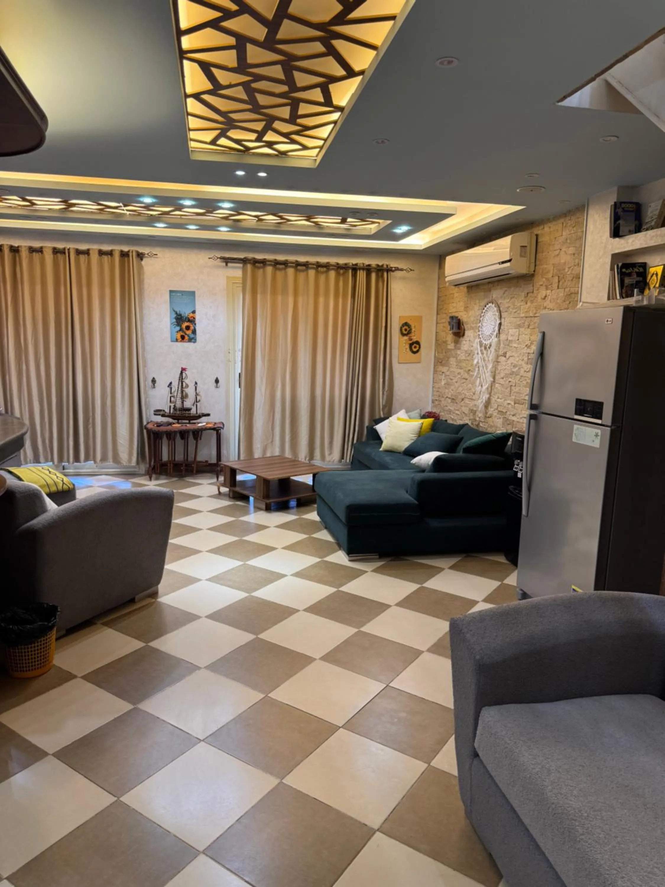 La Sirena Villa for Families only