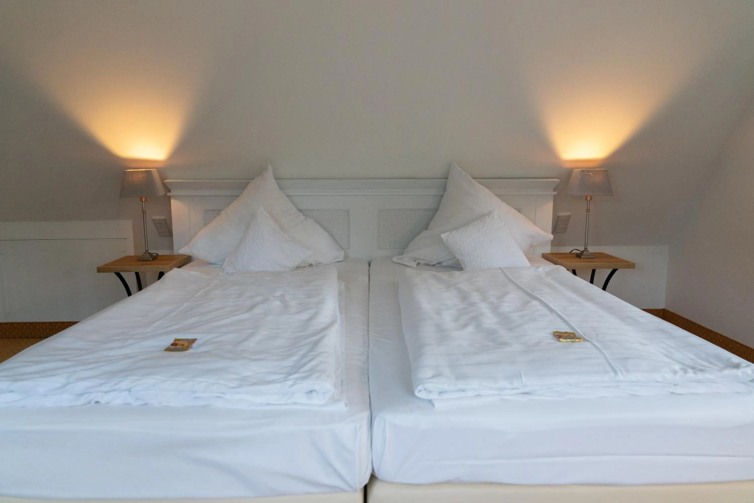 Bed in Hotel Alster Au