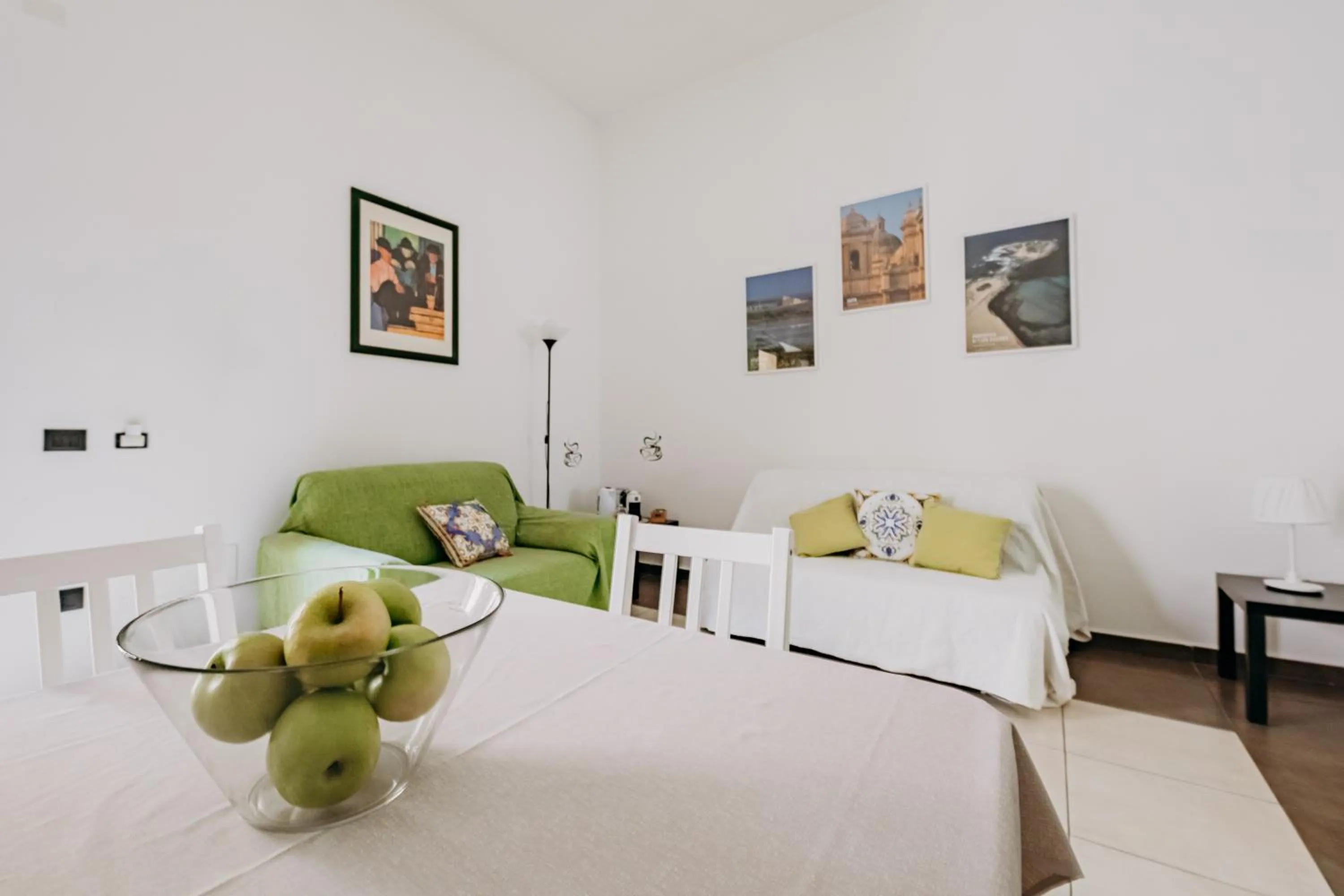 Living room, Bed in Kyanos Residence