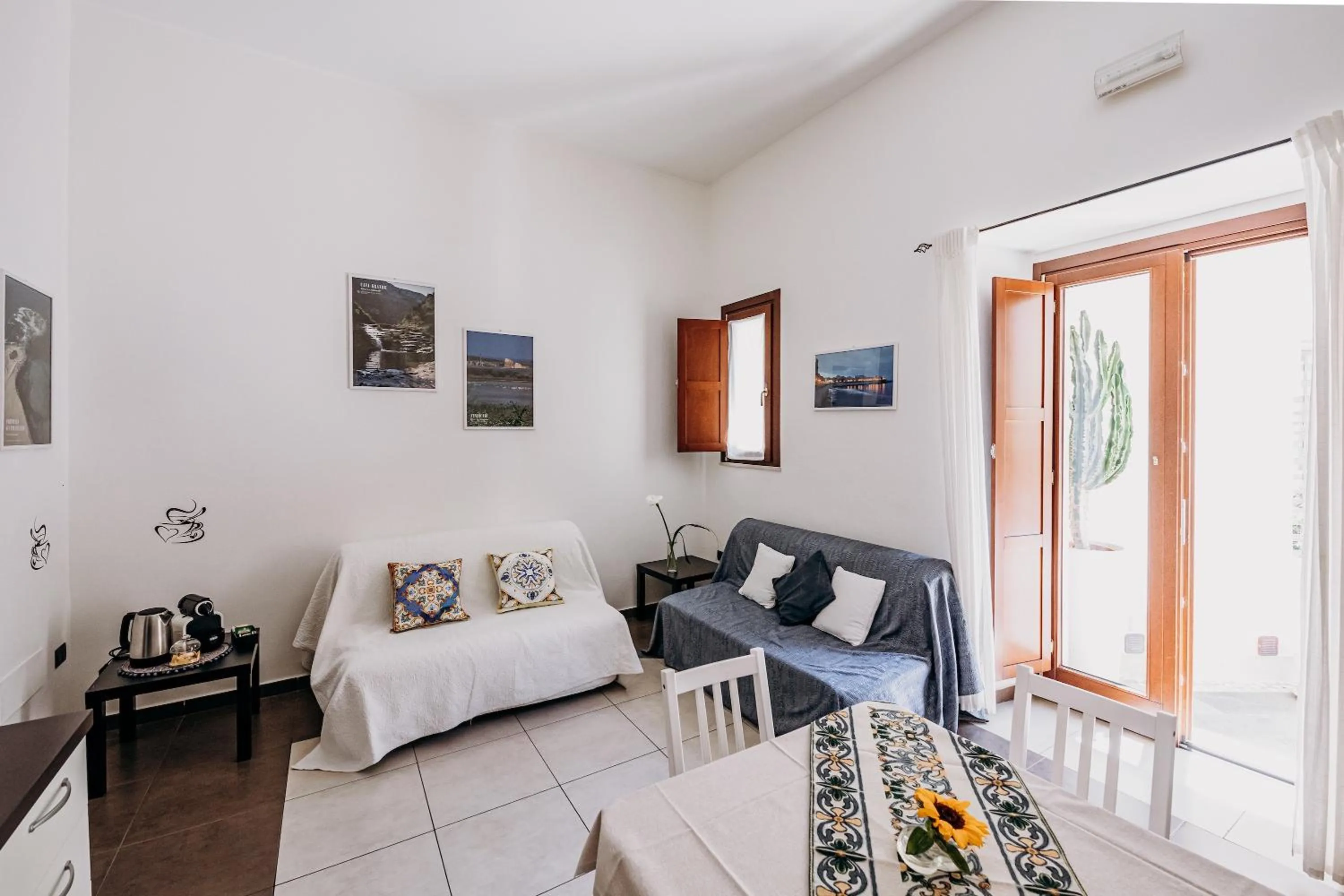 Living room in Kyanos Residence