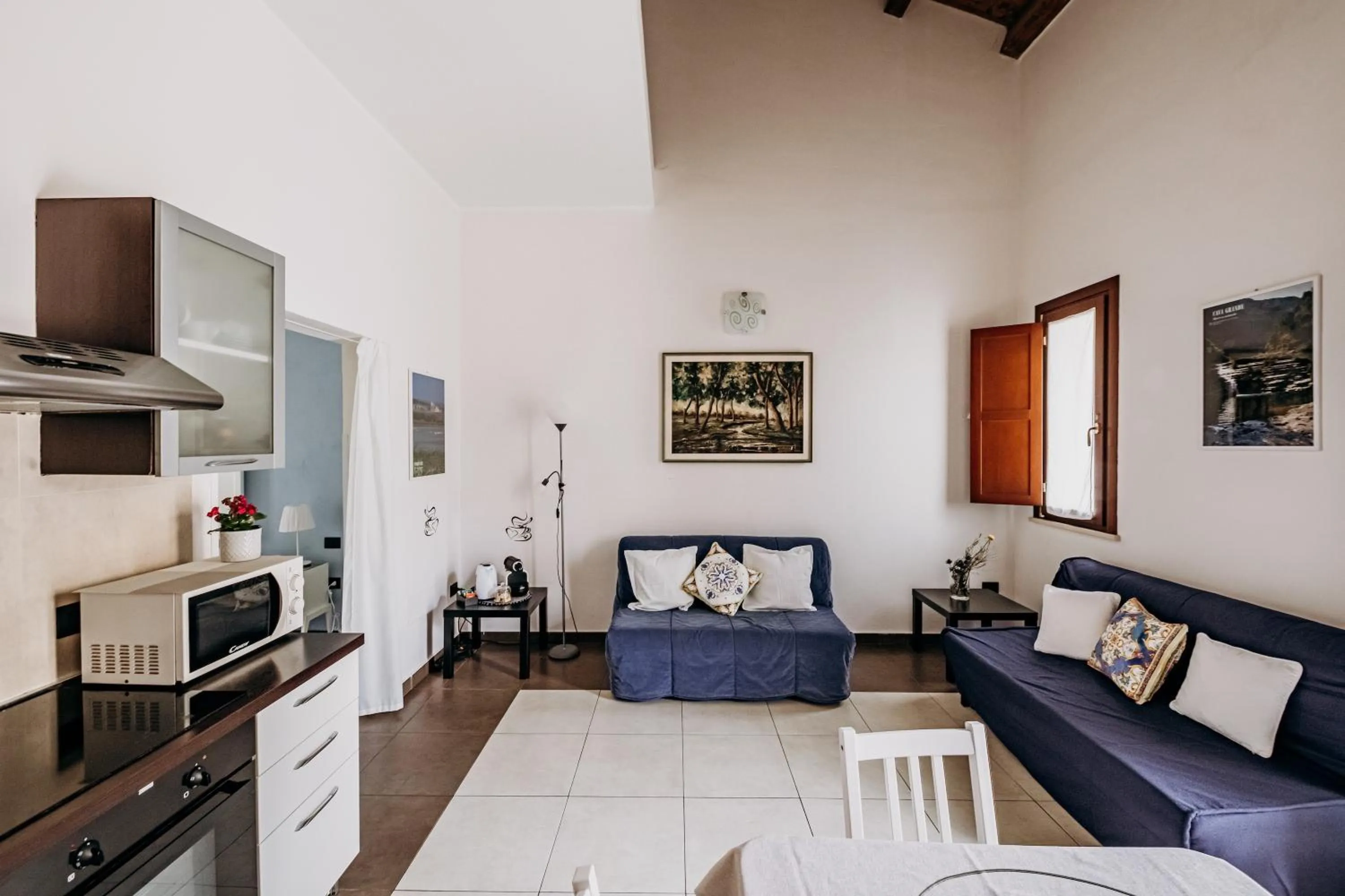 Living room in Kyanos Residence