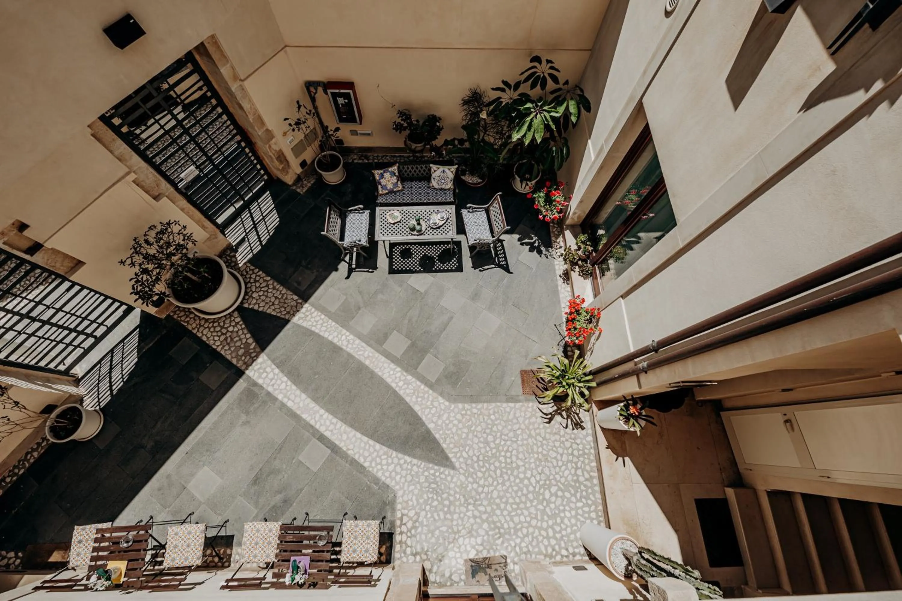 Patio in Kyanos Residence