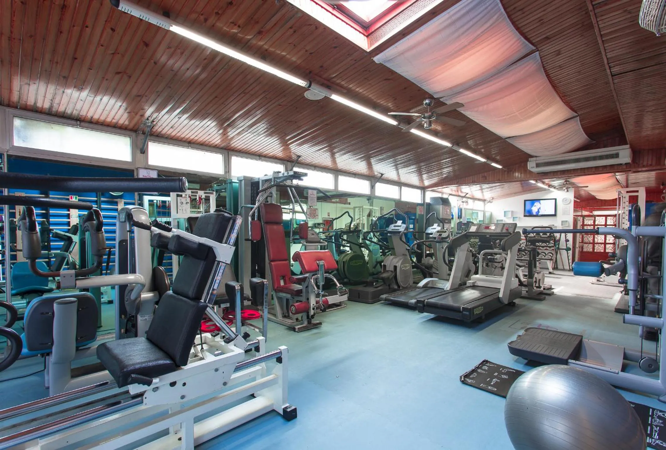 Fitness centre/facilities in Hotel Flora