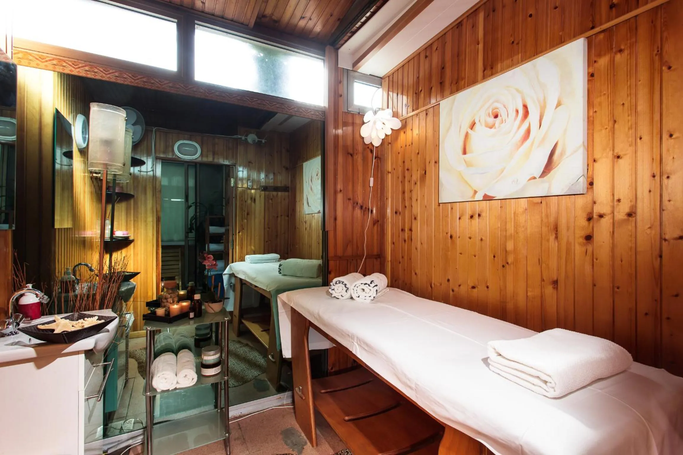 Spa and wellness centre/facilities in Hotel Flora