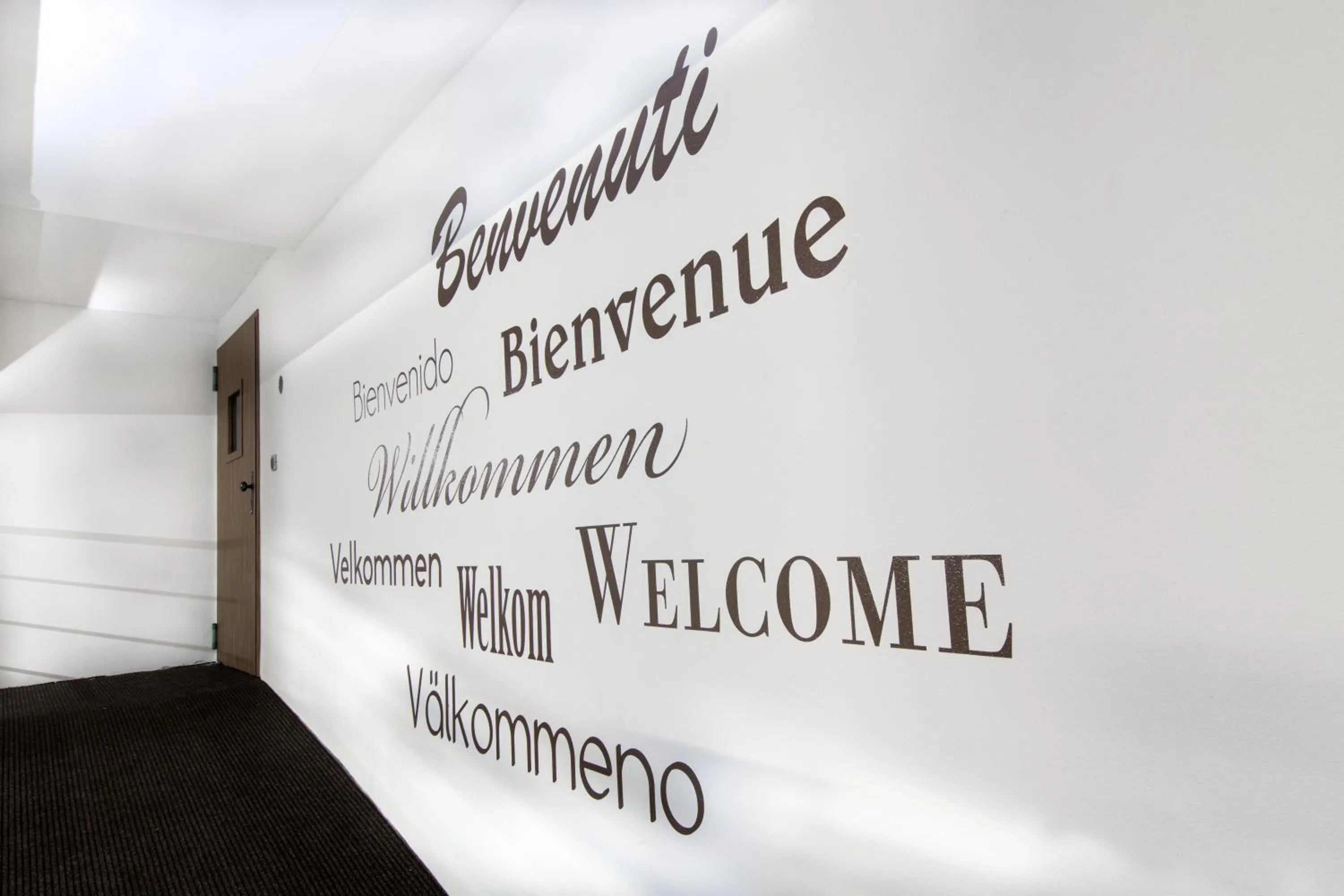 Decorative detail in Garni Sunela B&B