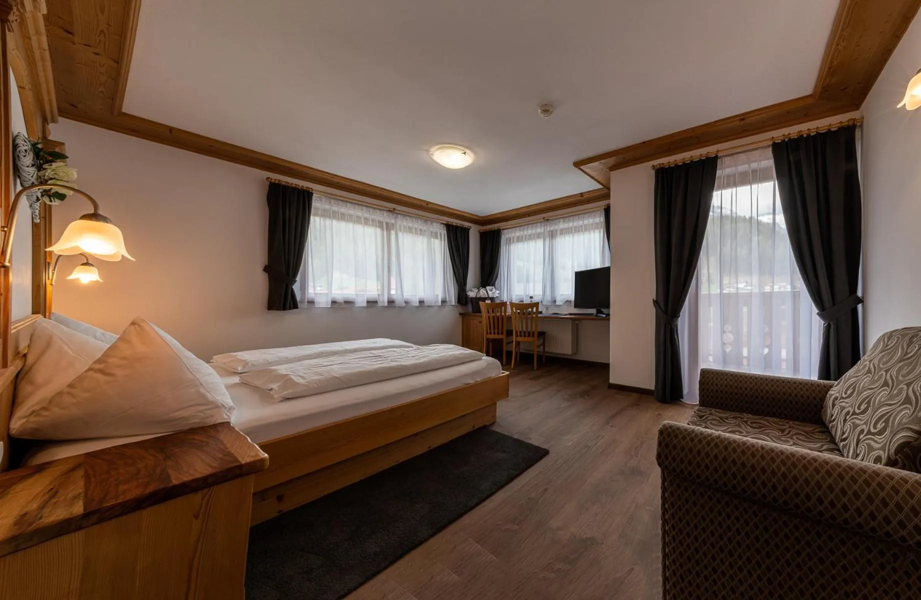 Photo of the whole room, Bed in Garni Sunela B&B