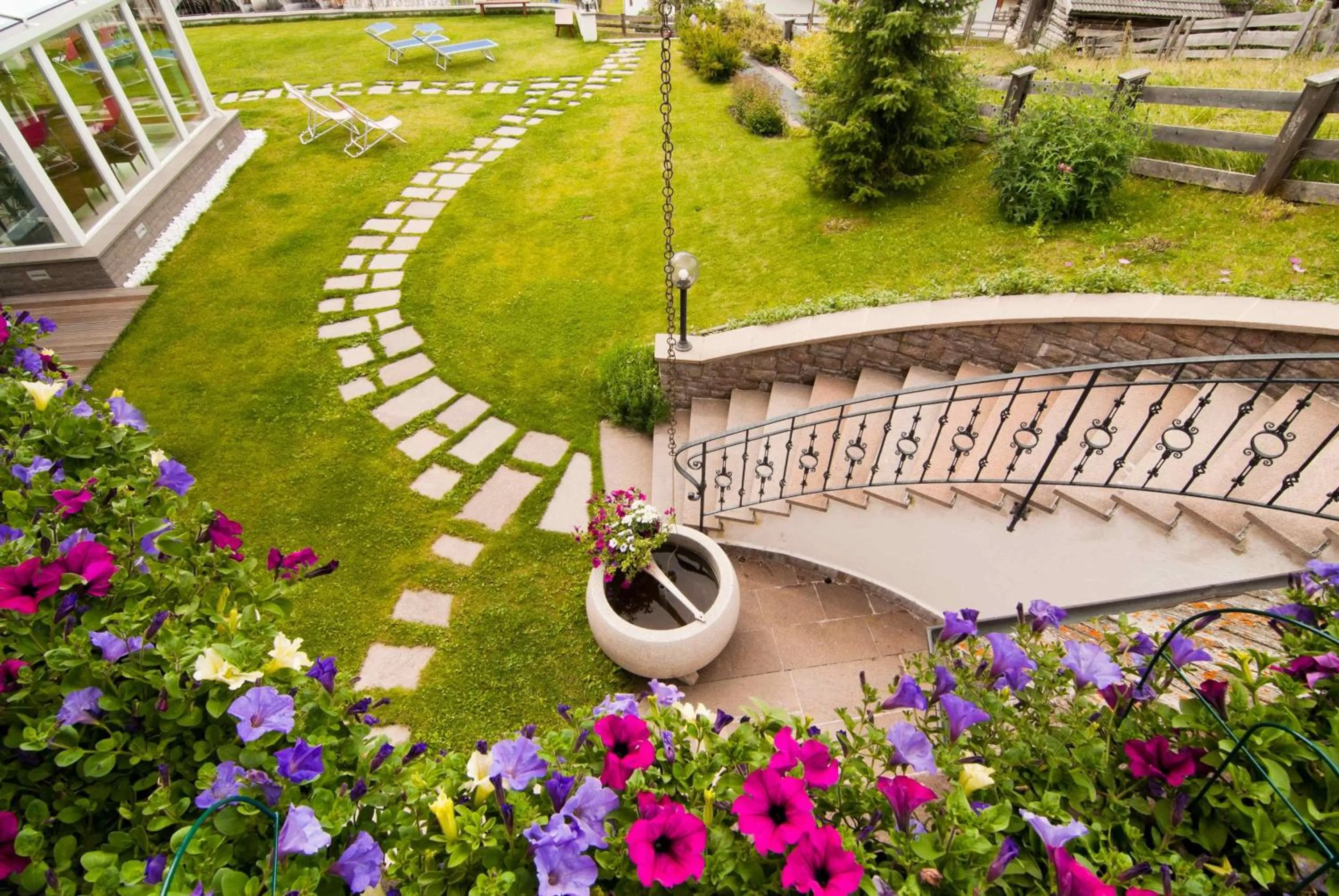 Facade/entrance in Garni Sunela B&B
