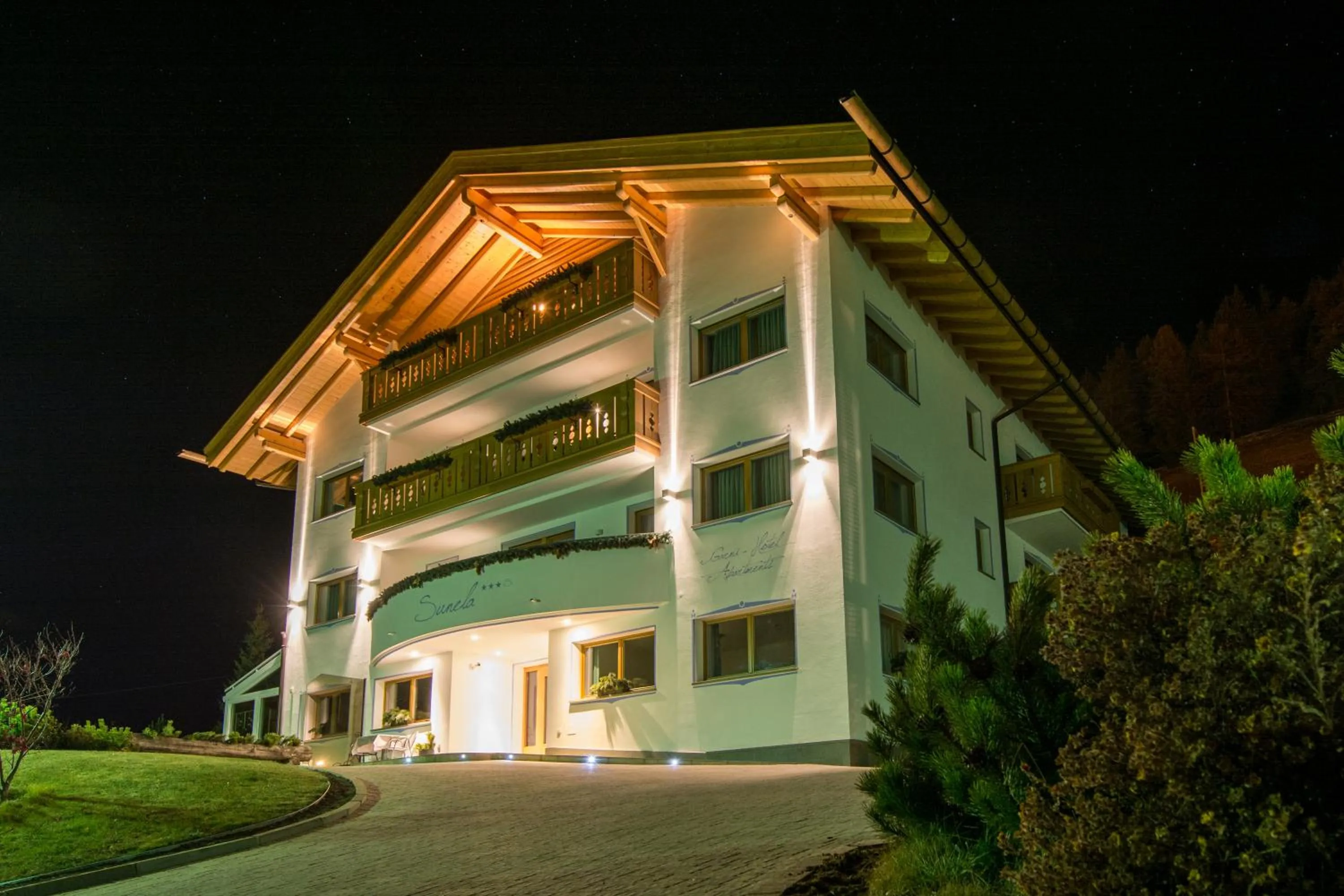 Property building in Garni Sunela B&B