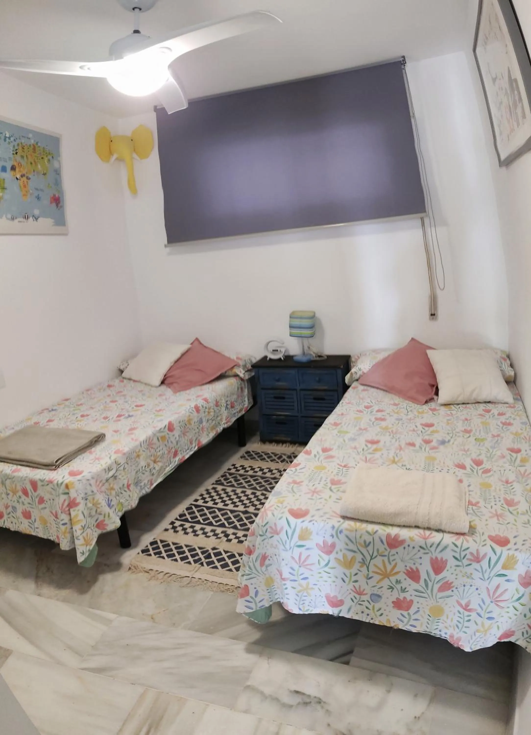 Photo of the whole room, Bed in Txistu HOME, Almuñécar Beach