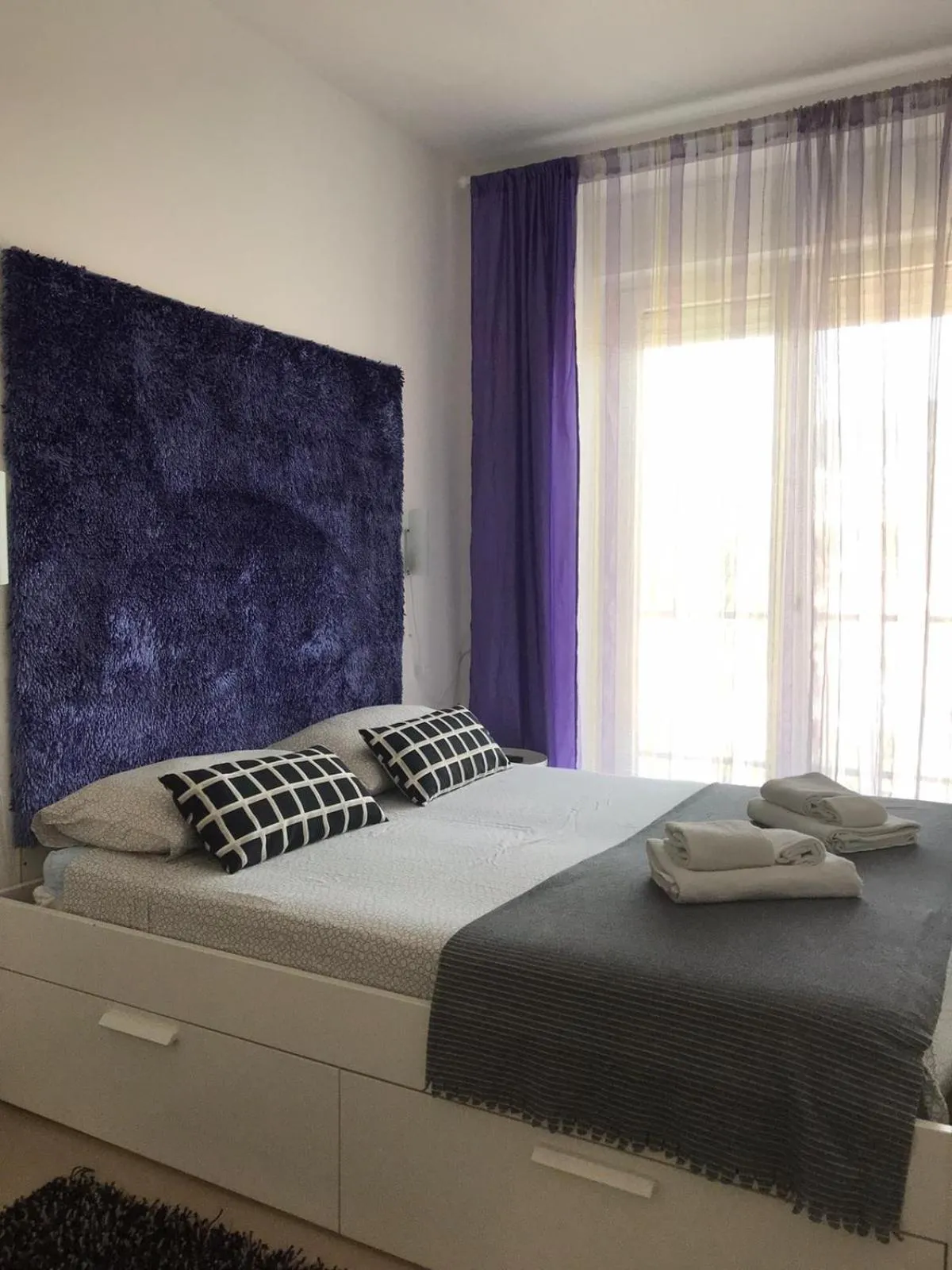 Double Room with Terrace - single occupancy in Apartment in Salerno Parco