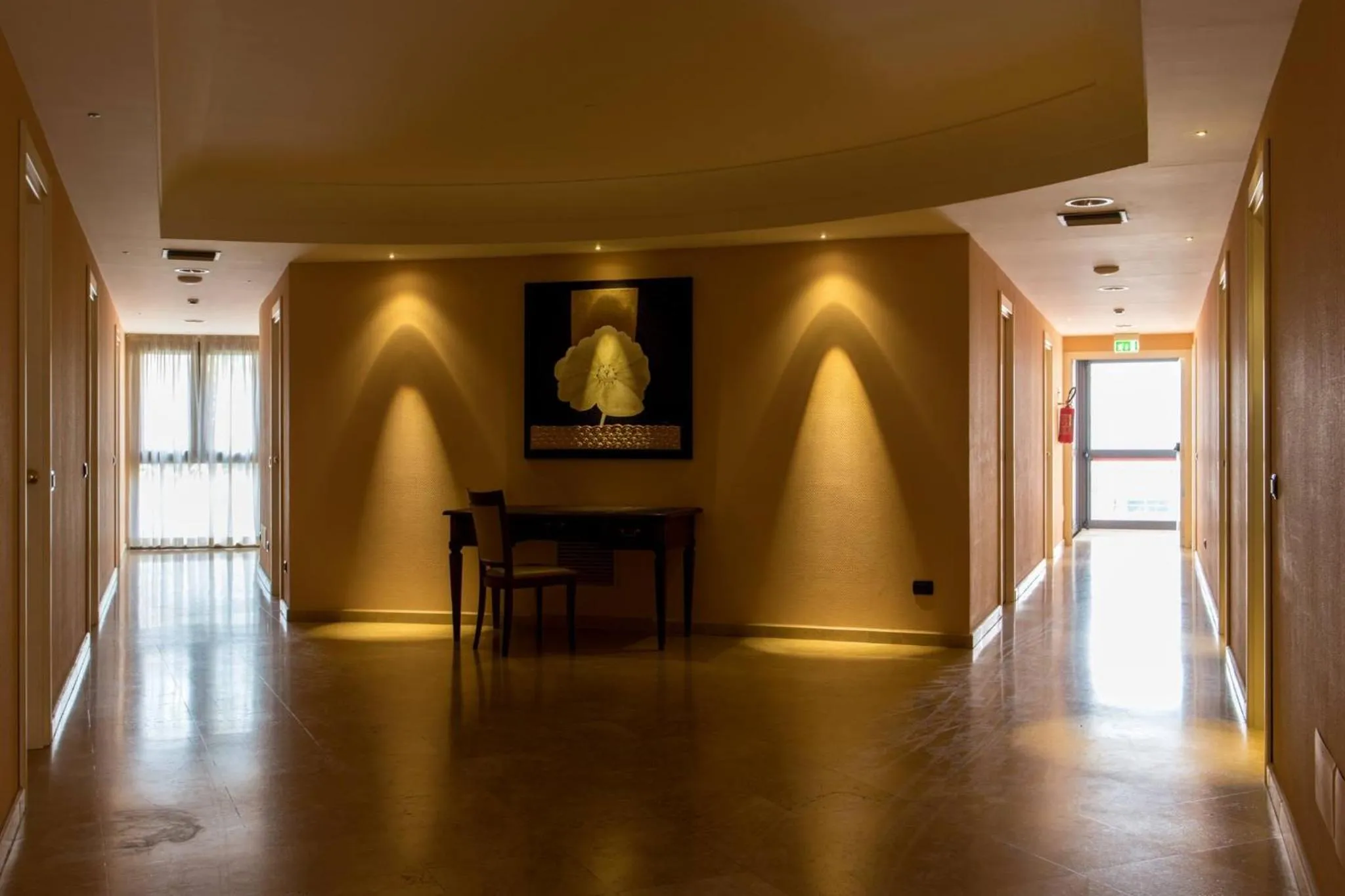 Area and facilities in Artemis Hotel