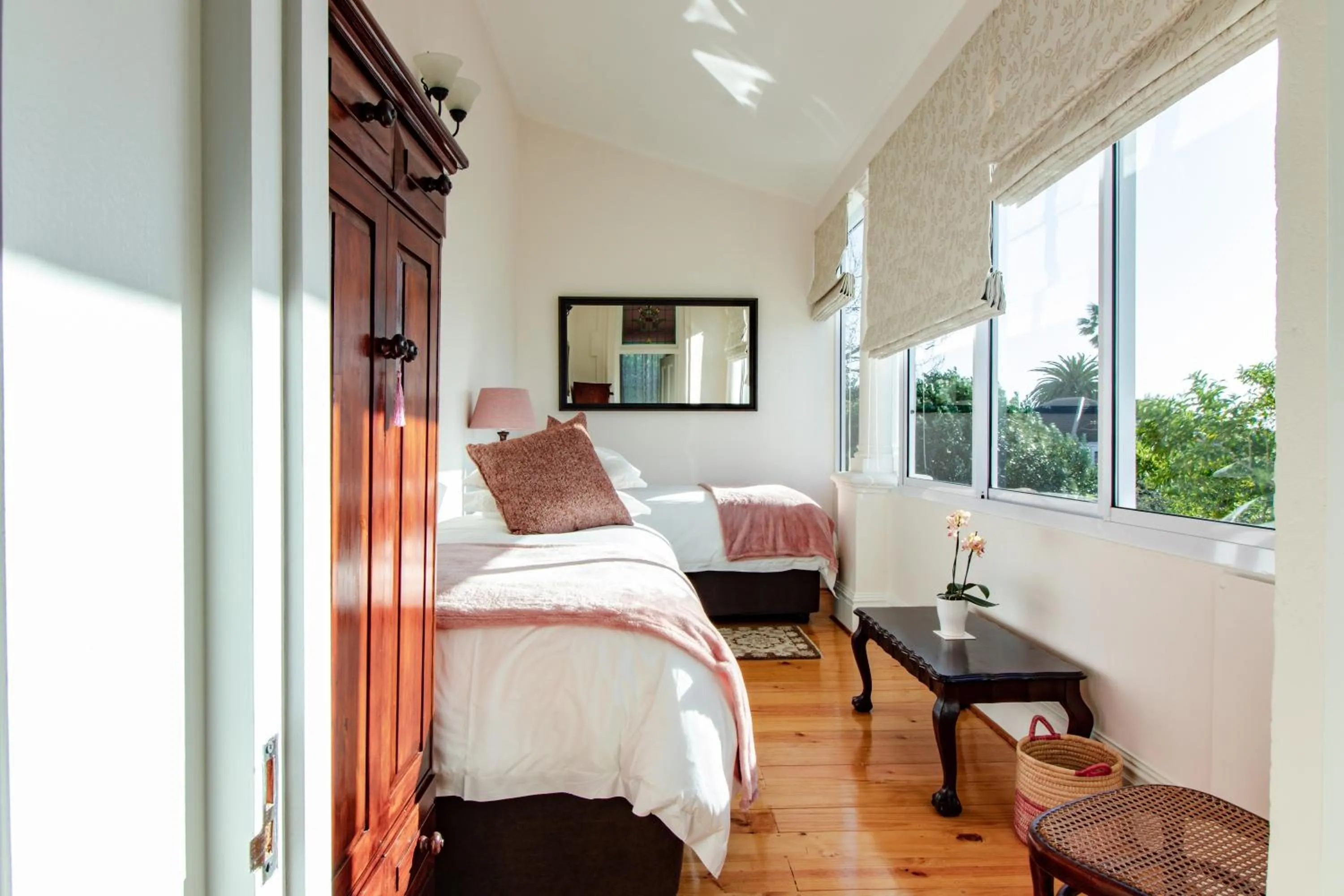 View (from property/room), Bed in Carmichael House Boutique Hotel