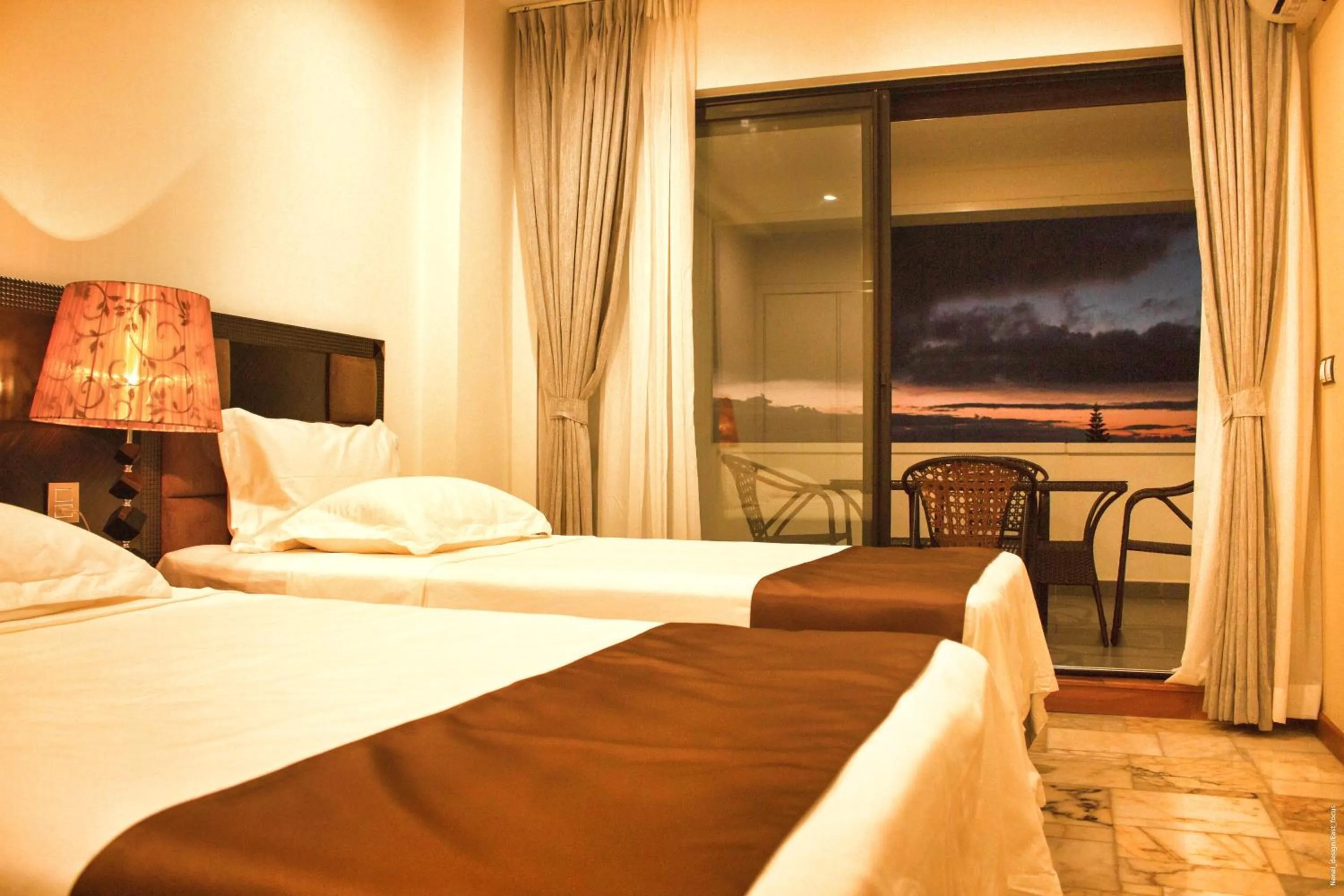 Decorative detail, Bed in The Streamliner Hotel Apartment